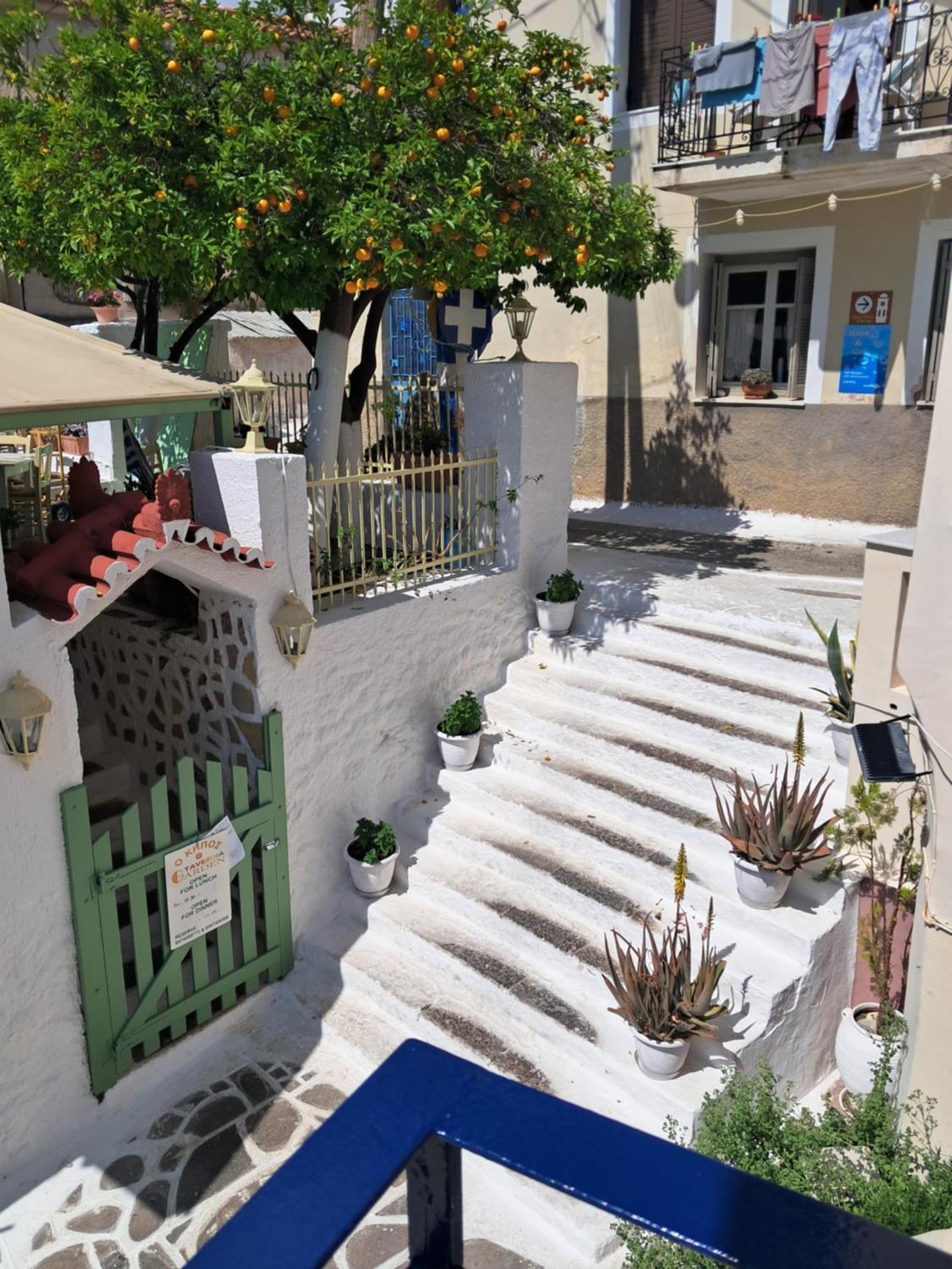 La casa Historical center of Poros