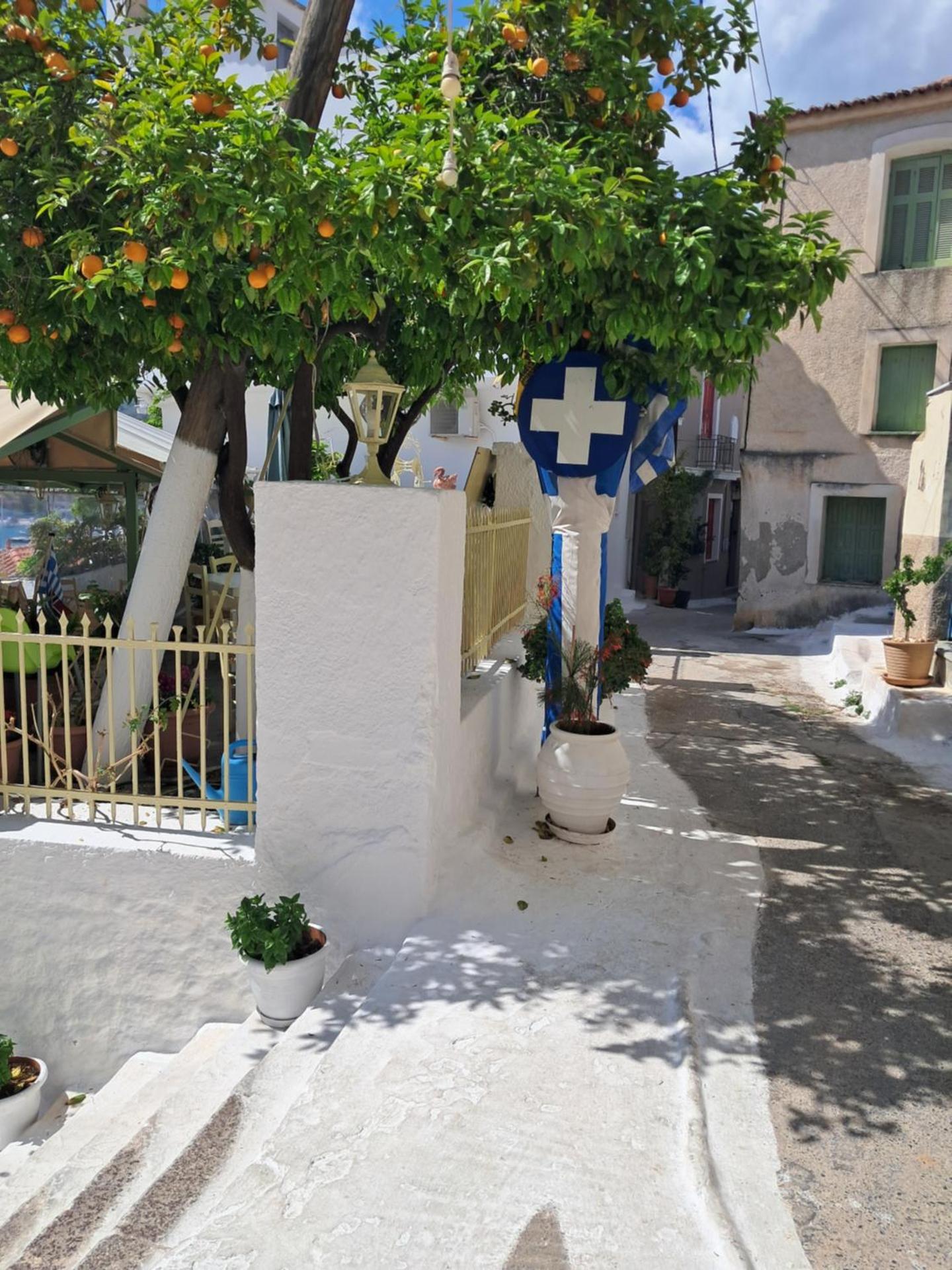 La casa Historical center of Poros