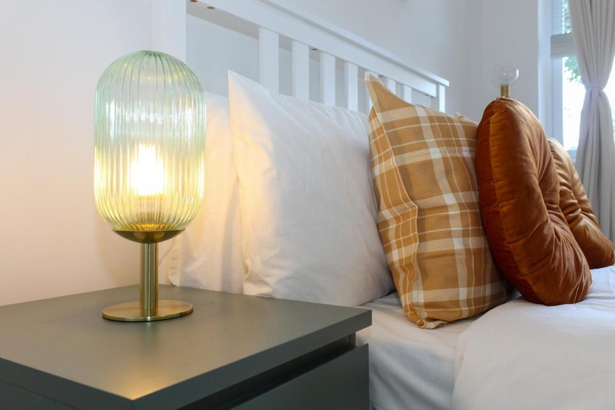 McRae - 1 bed Flat - South Norwood-Crystal Palace