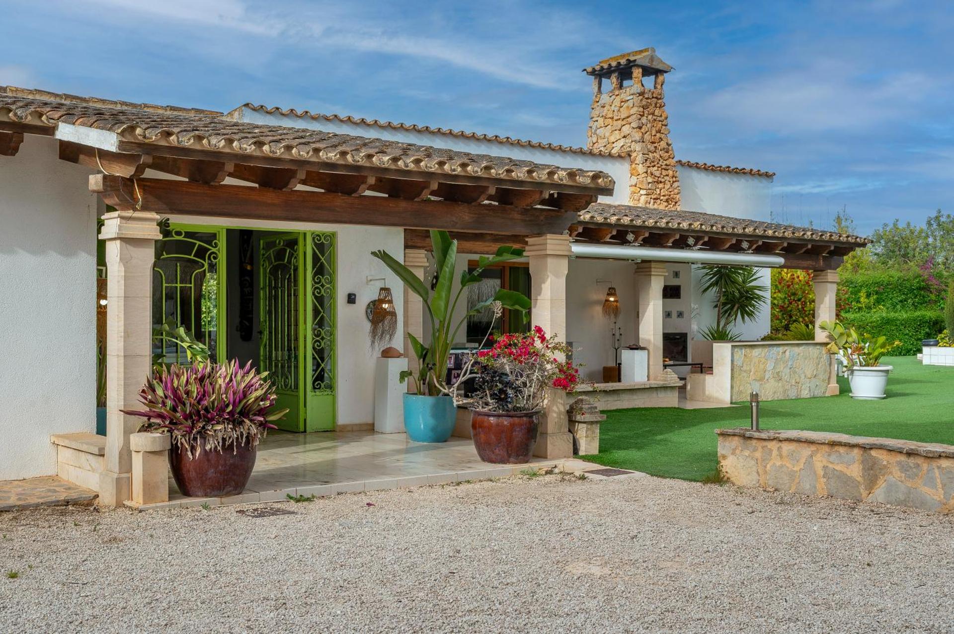 VILLA DEL ARTISTA SUPER LUJO