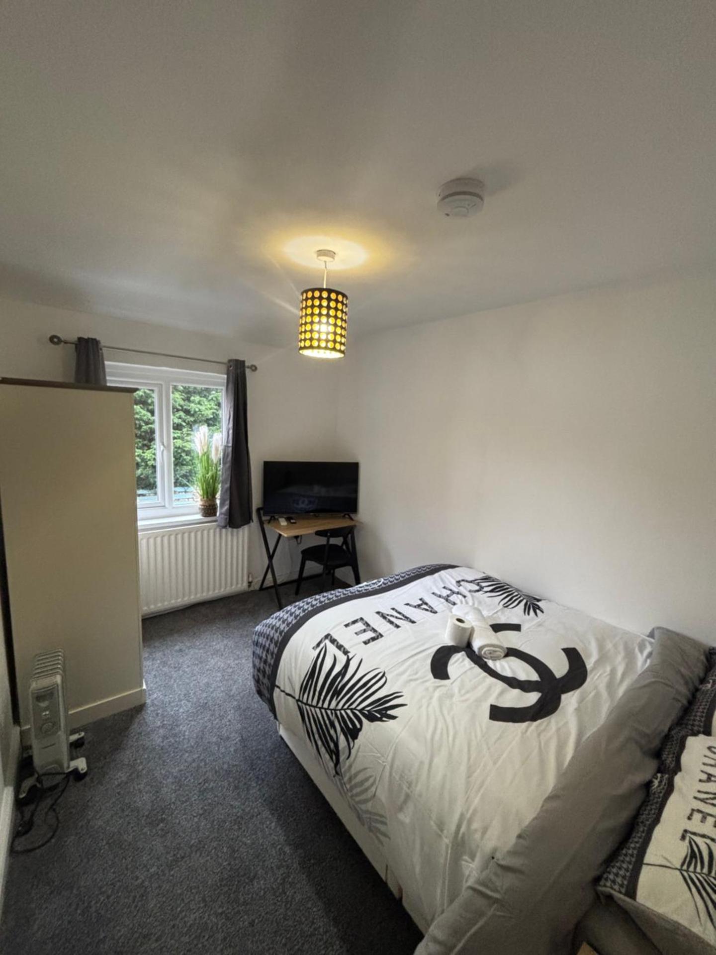 Cosy Charming room in big house