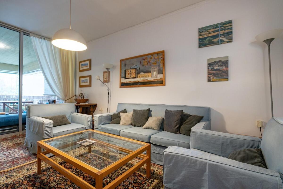 3BRM Flat in Chalandri - Near Metro by ΜΡS