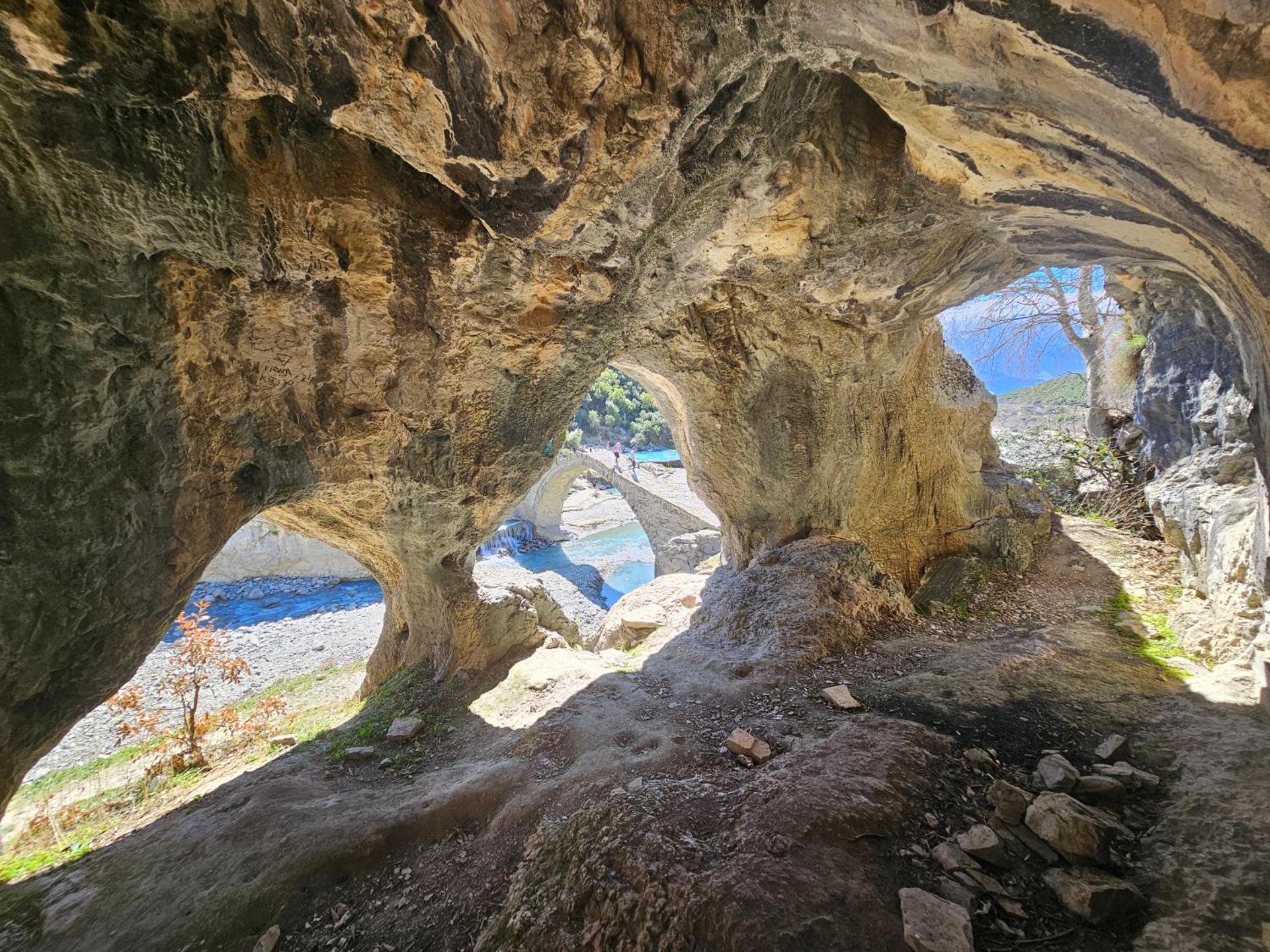 Honey-House “Kastrioti”