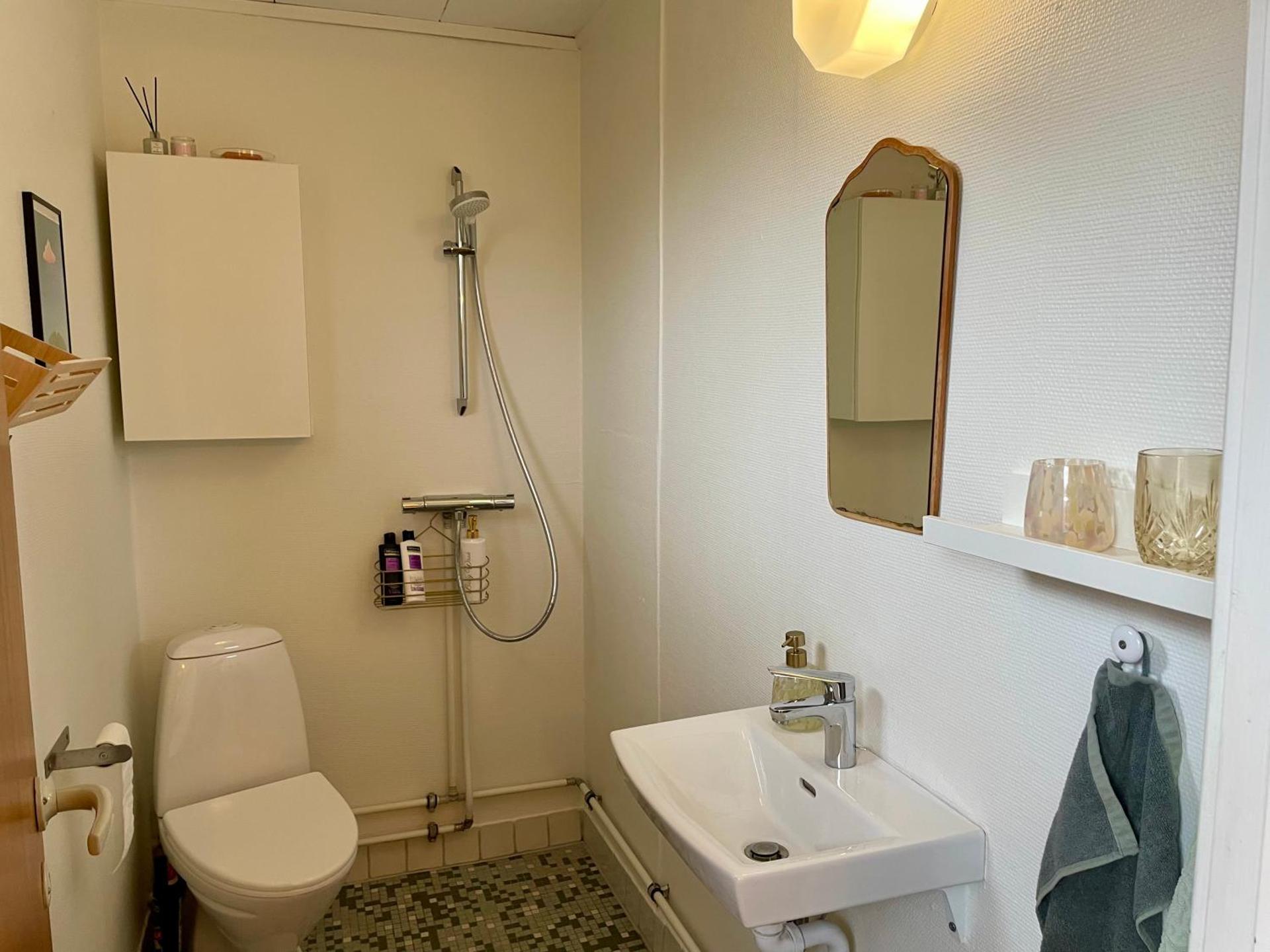 Cozy summer cottage with orangery close to Heatherhill and Beach