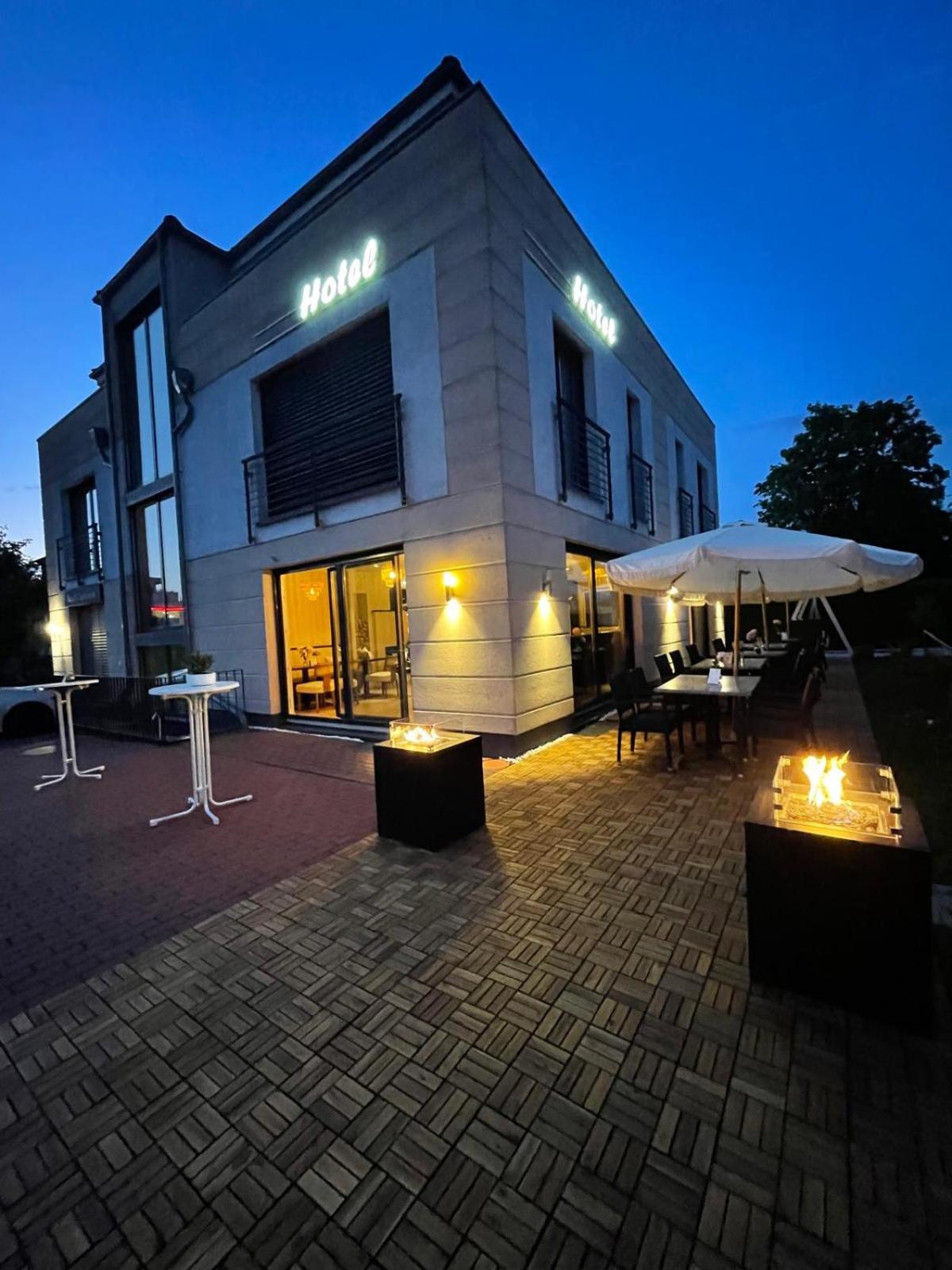 K&T Estates Resort & Spa, Frankfurt