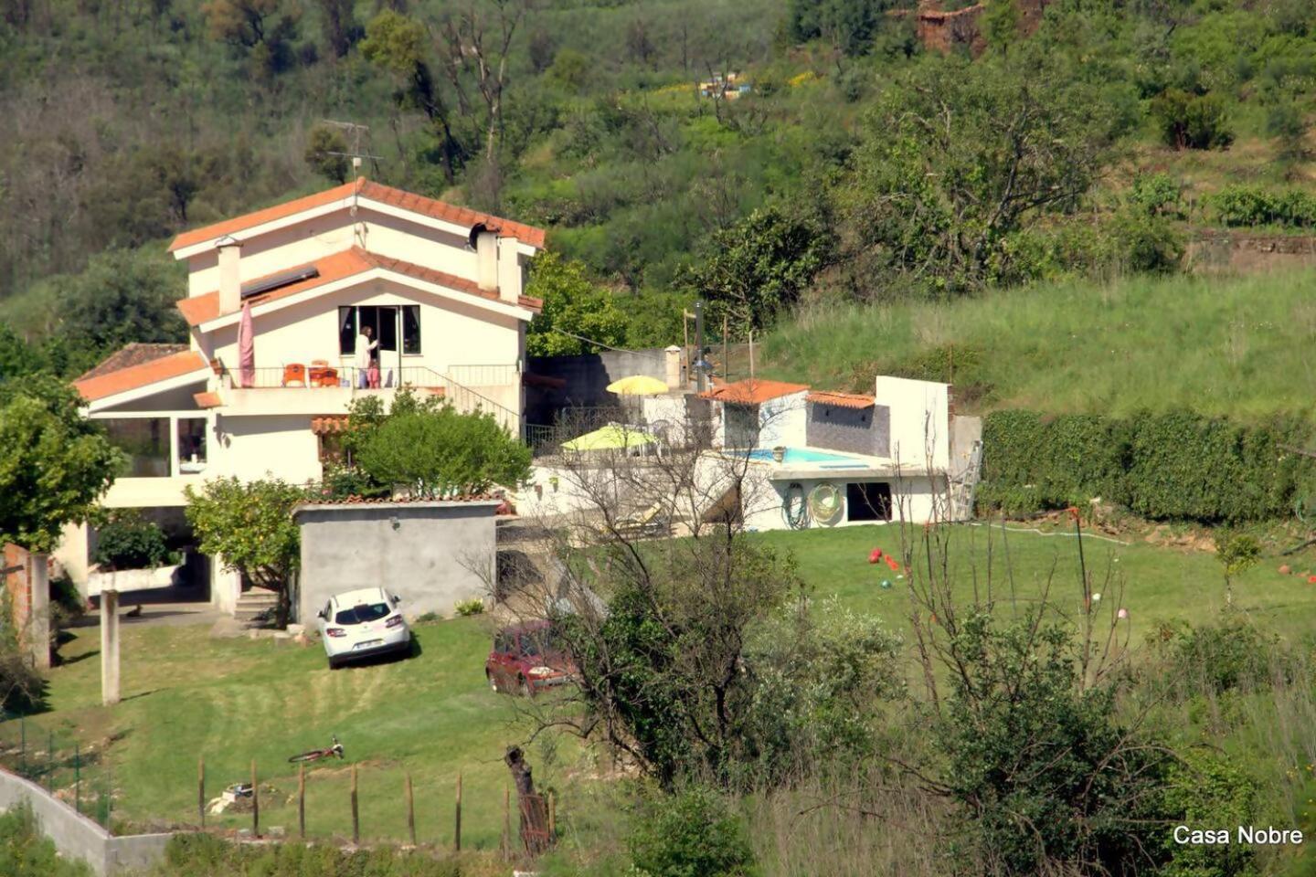 Retiro na Natureza - Casa com piscina