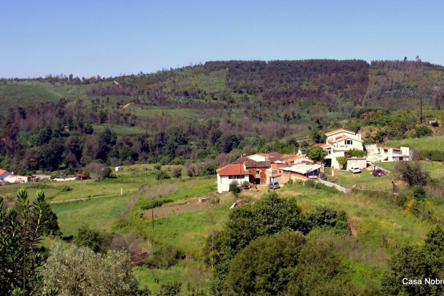 Retiro na Natureza - Casa com piscina