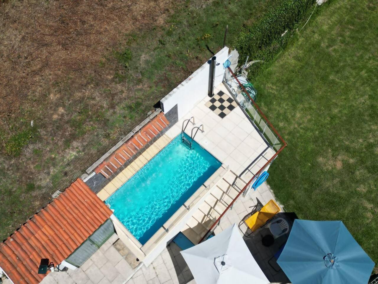 Retiro na Natureza - Casa com piscina