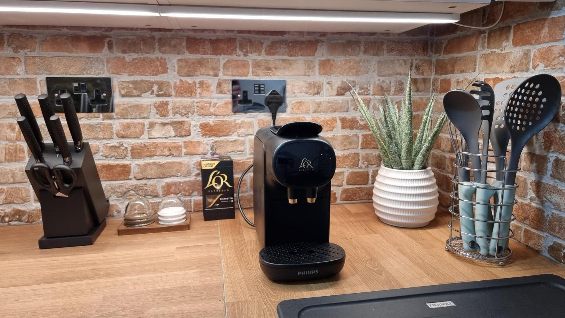 Coffee/tea facilities