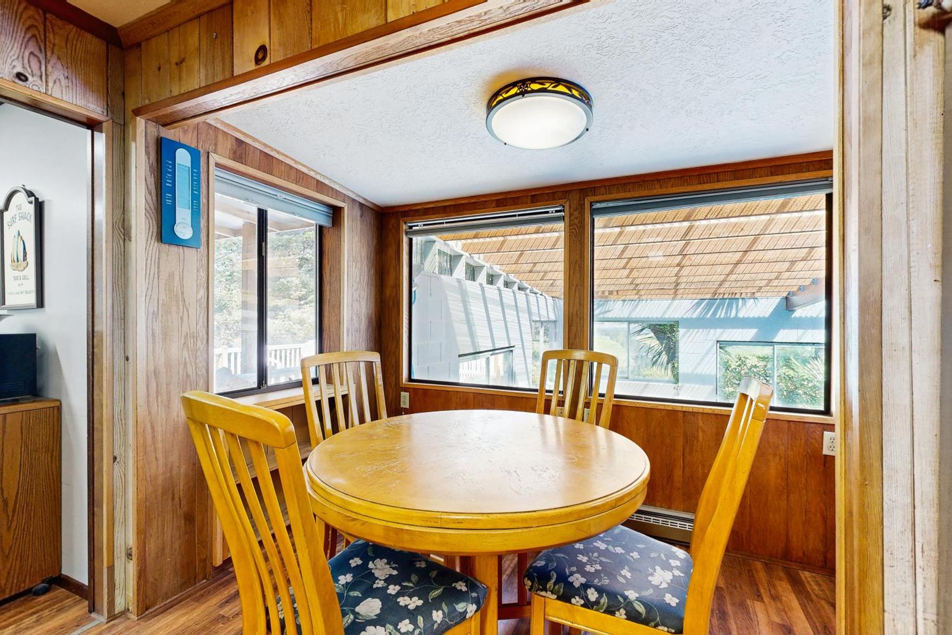 Crescent Lake Lookout