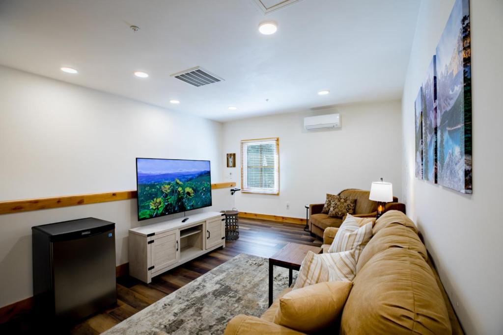 Enchantment Lodges - 5 min walk to downtown