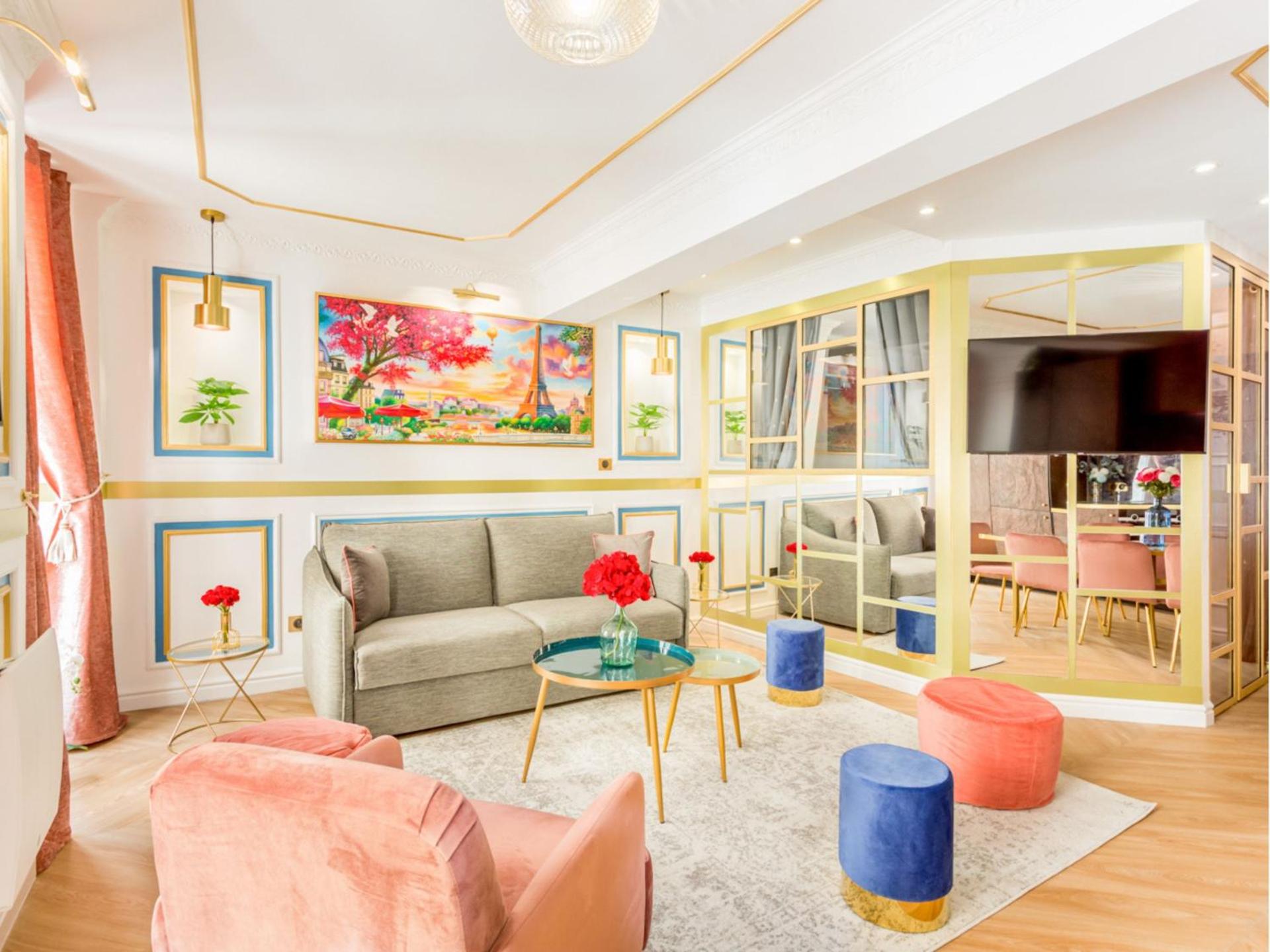 Communal lounge/ TV room