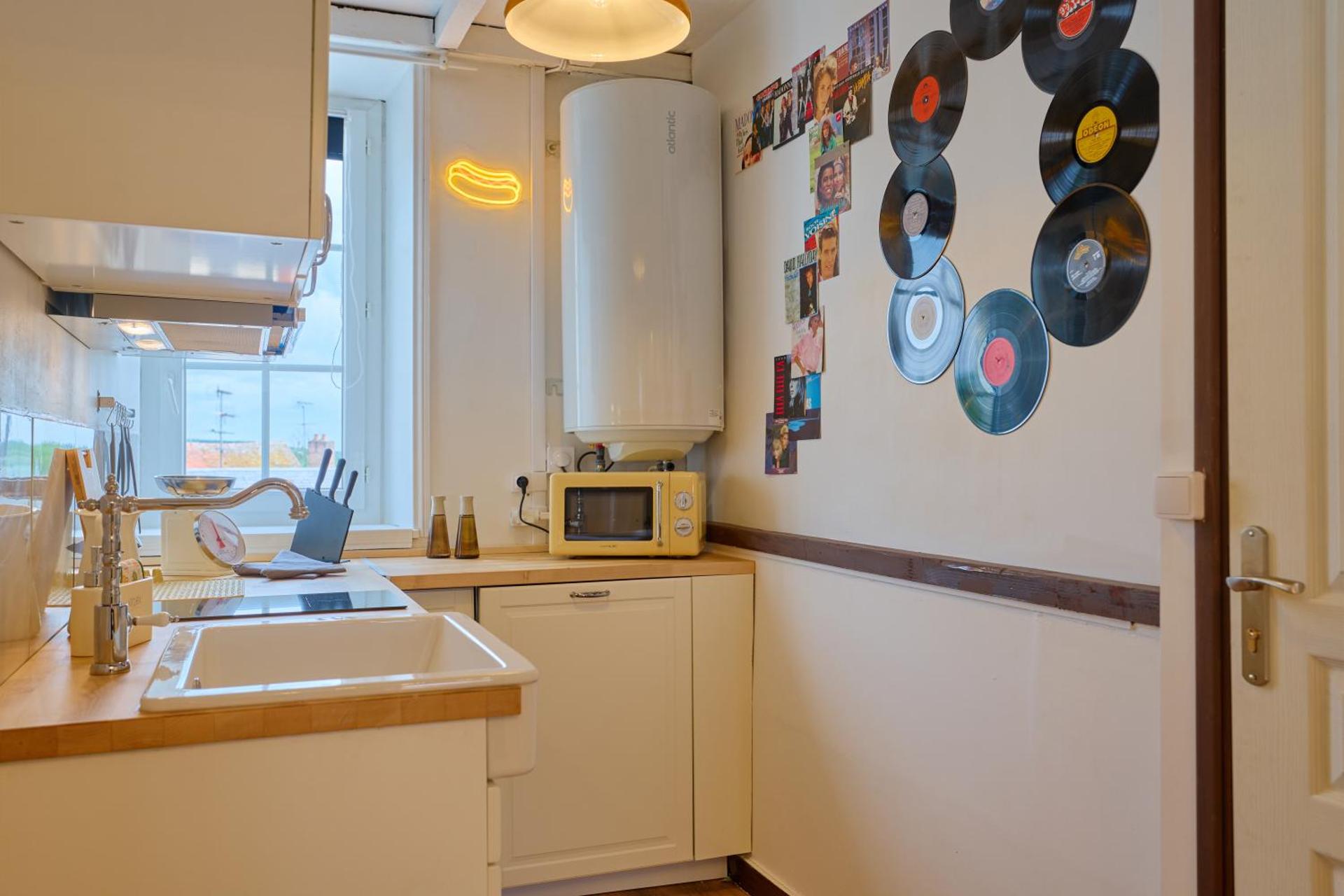 Kitchen or kitchenette