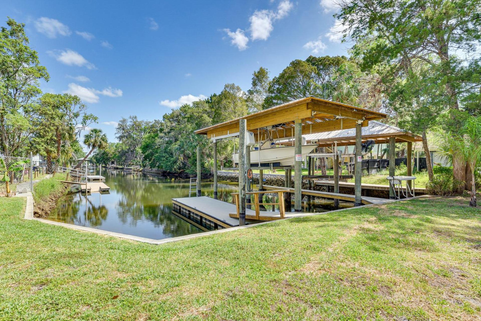 Canal-Front Retreat in Crystal River!