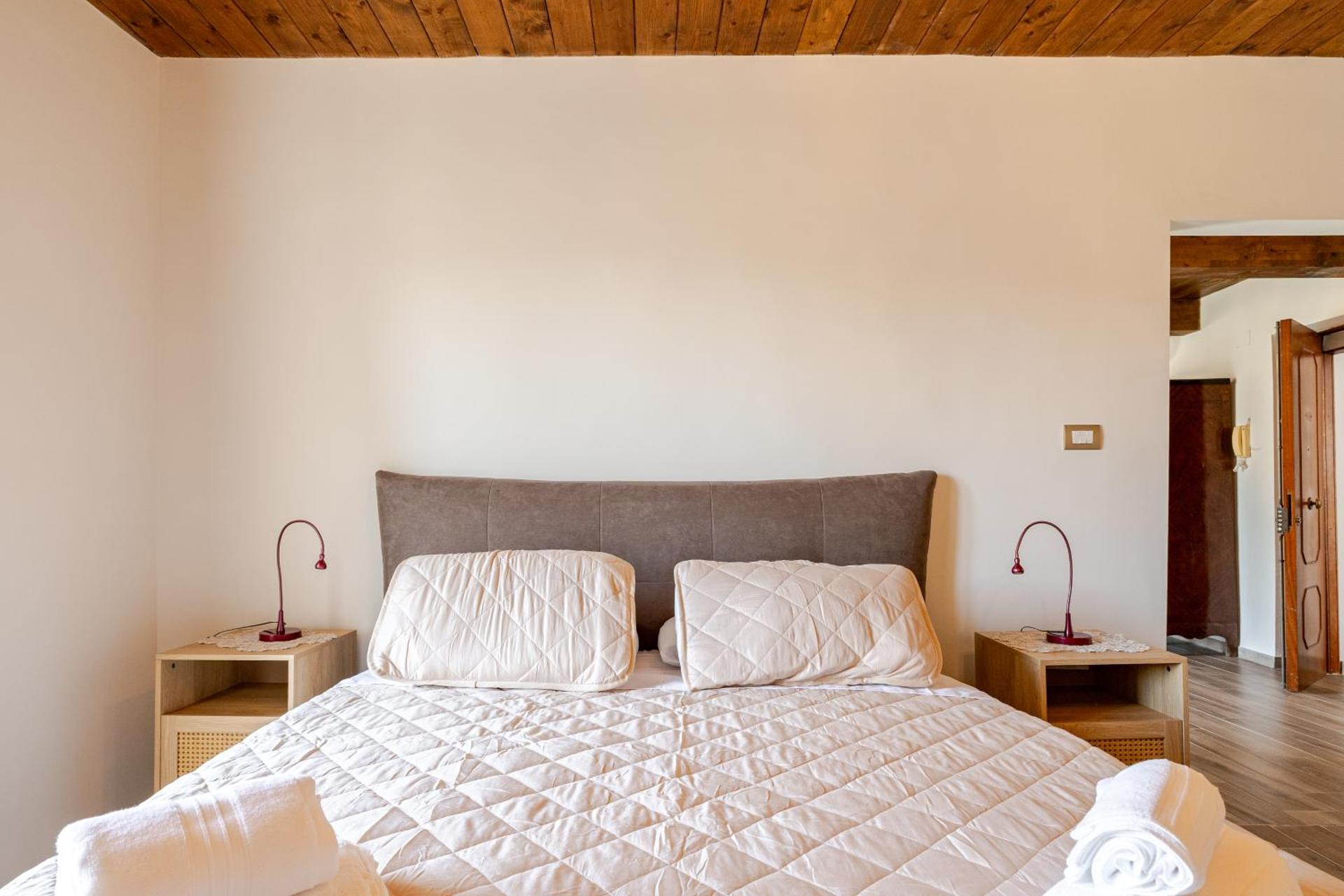 Vintage Coast Pompei and Amalfi Charme