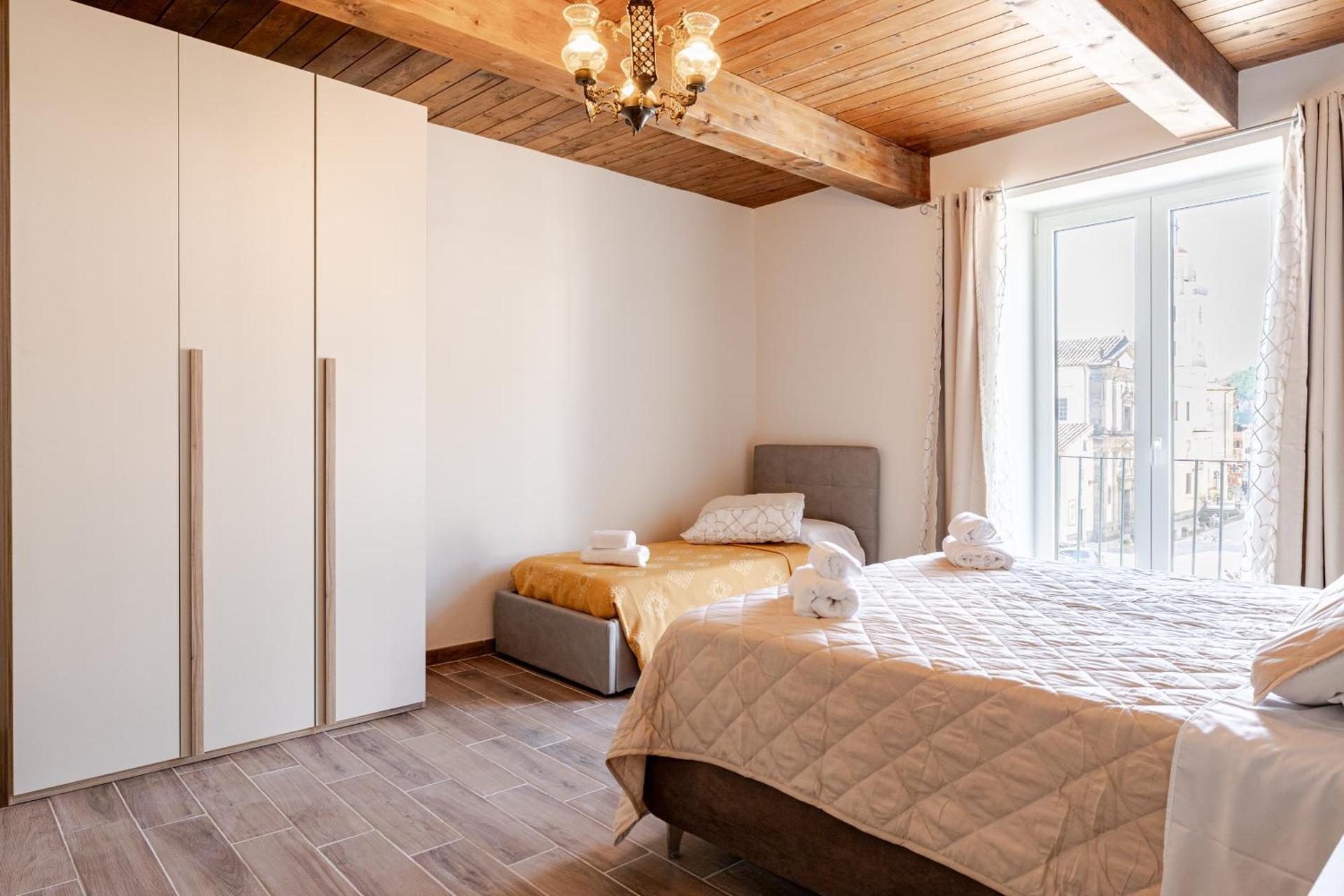 Vintage Coast Pompei and Amalfi Charme