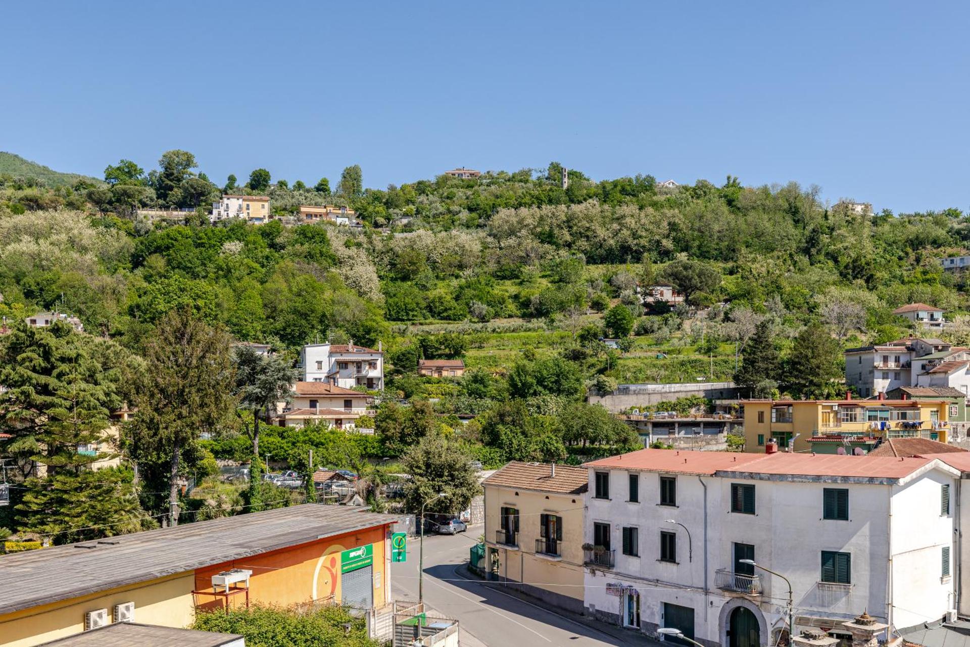 Vintage Coast Pompei and Amalfi Charme