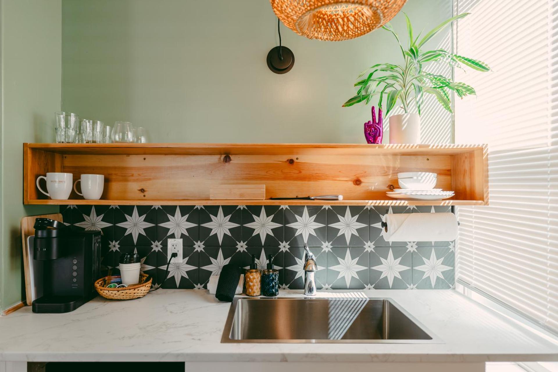 Coffee/tea facilities