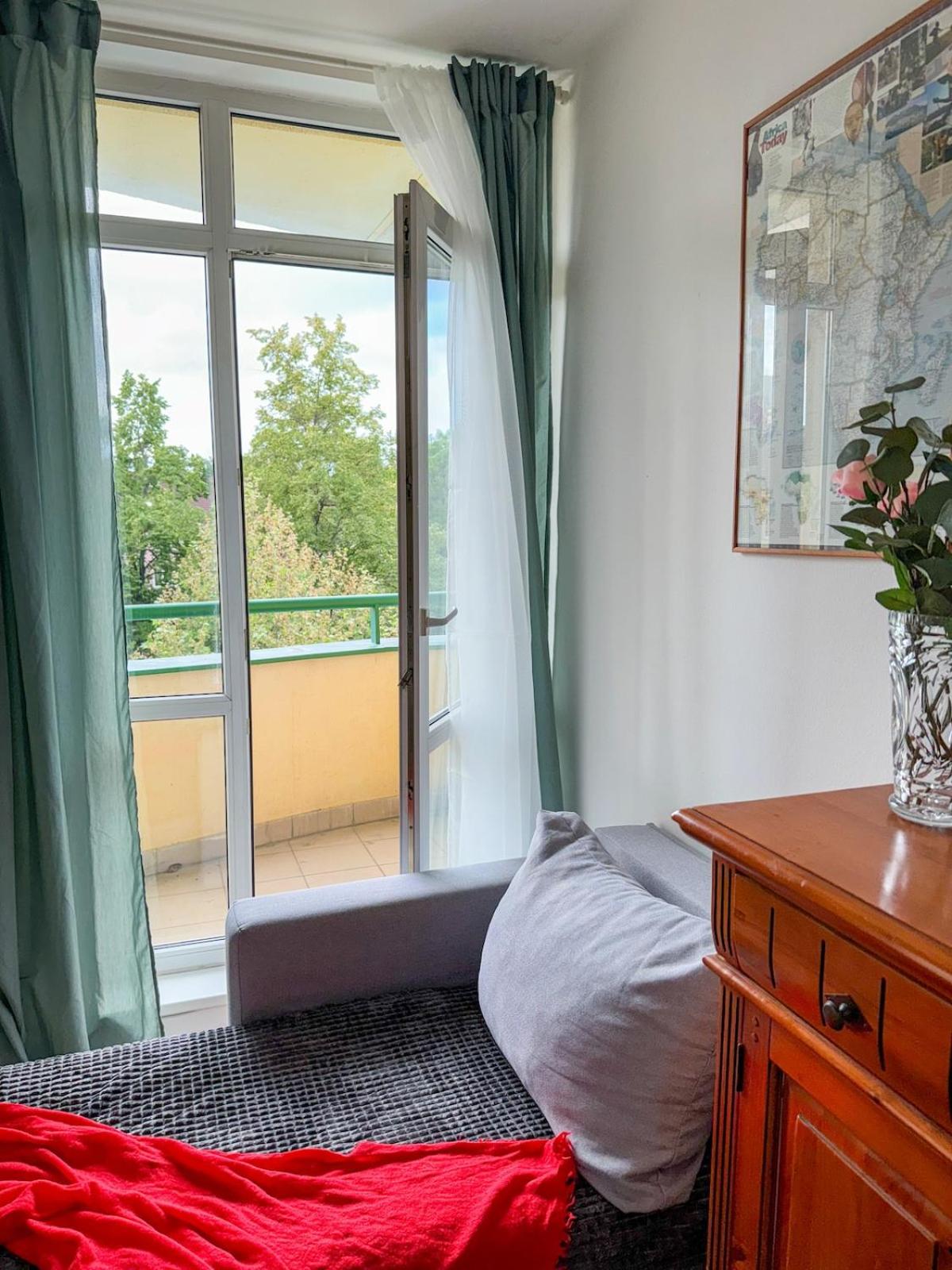 Sunny Flat with Terrace & Park View Near City Centre