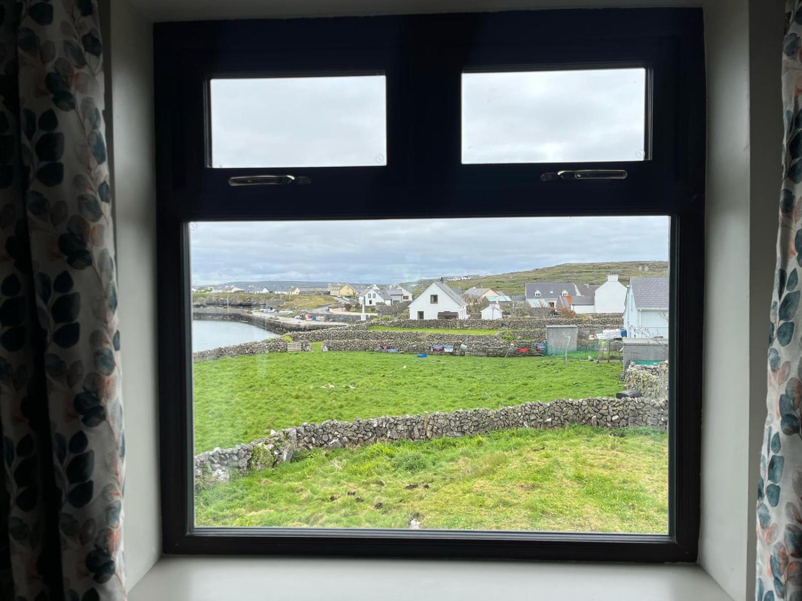 Tigh Fitz Apartments - Inis Mór, Aran Island