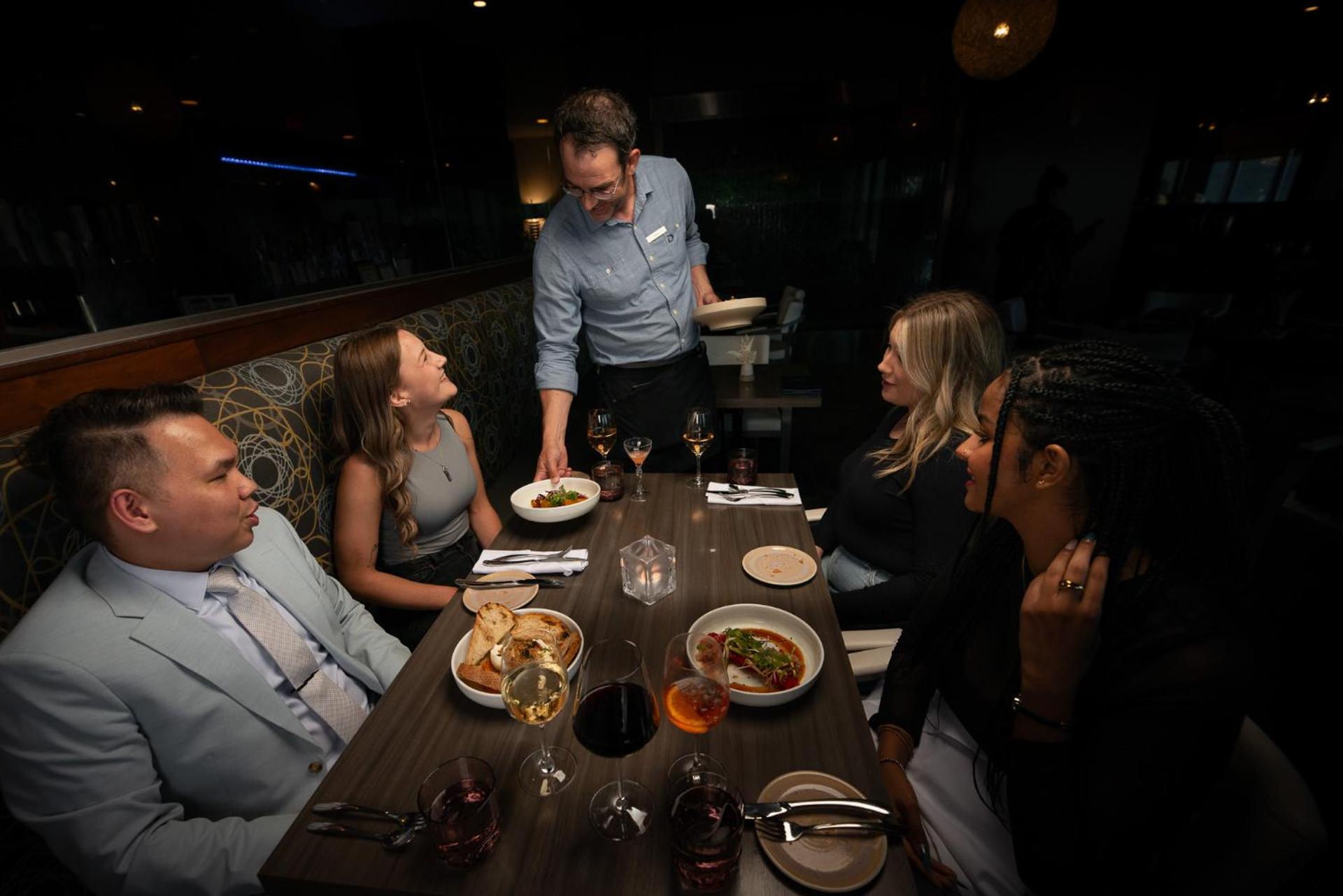 Restaurant/places to eat