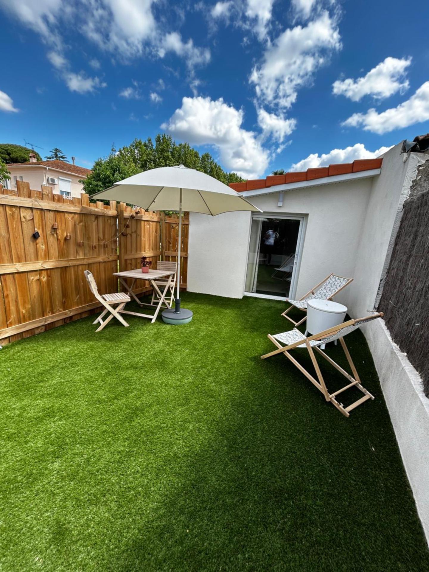 Cosy Studio Fréjus Centre Historique