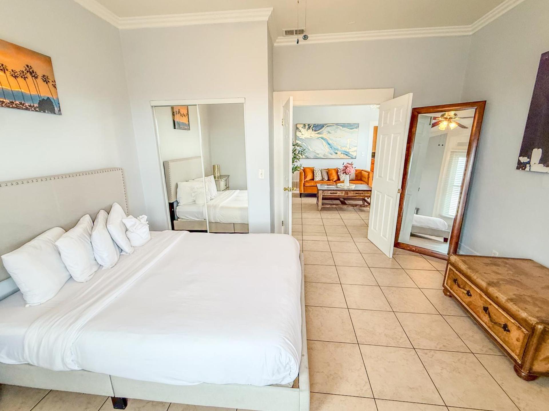 3bd Little Italy Cottage A++ Location