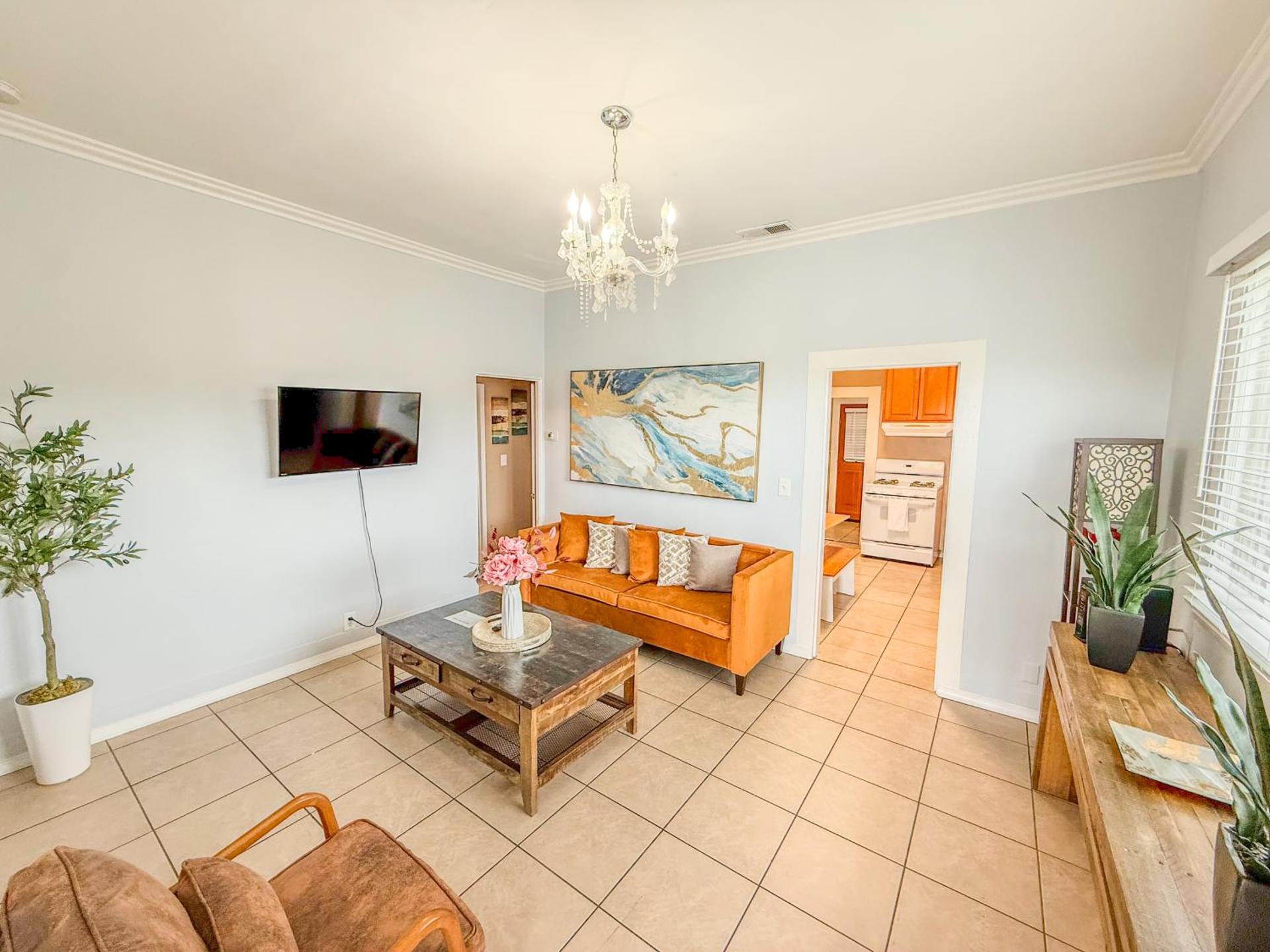 3bd Little Italy Cottage A++ Location