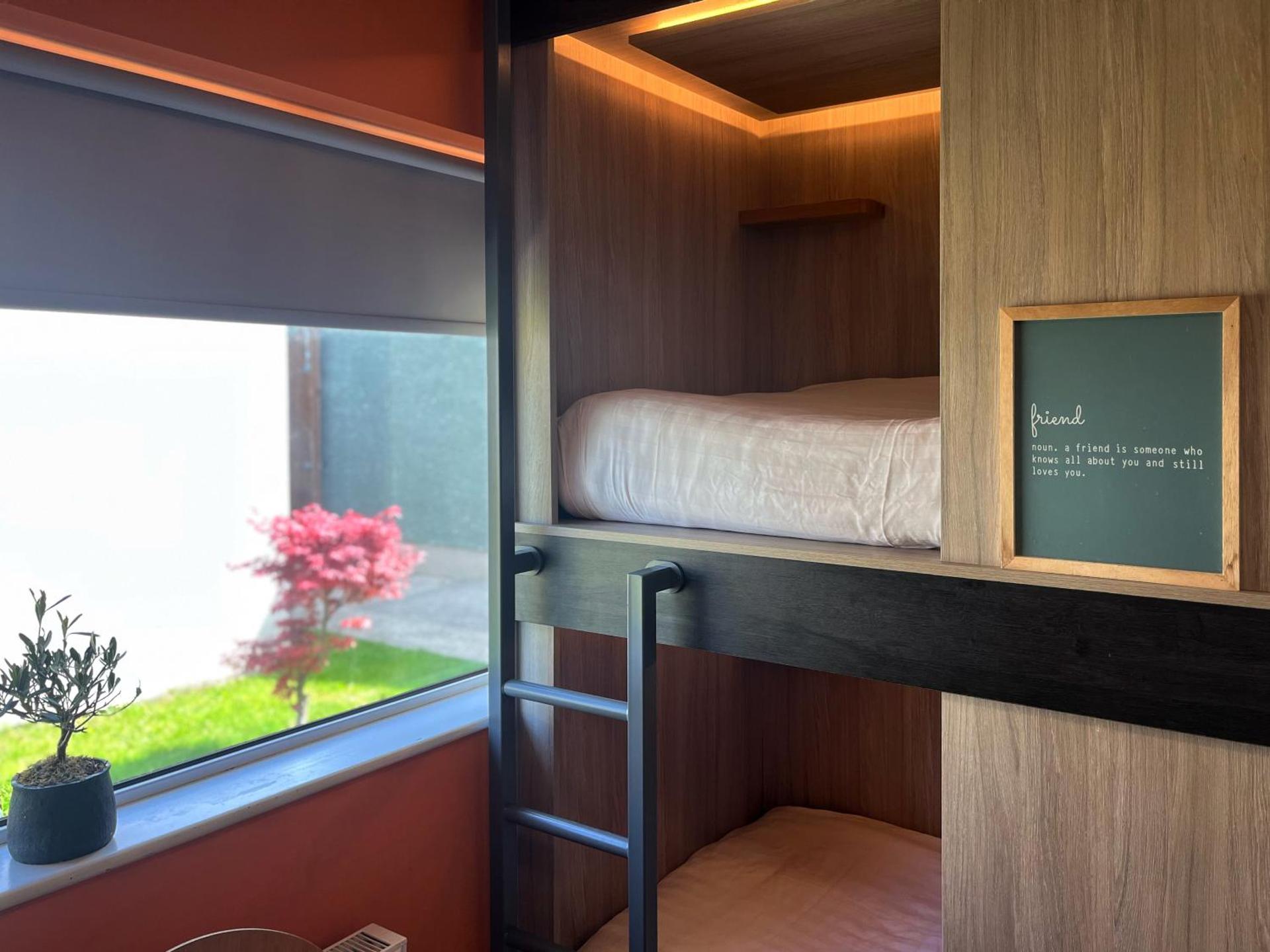 Bedford House & Hall