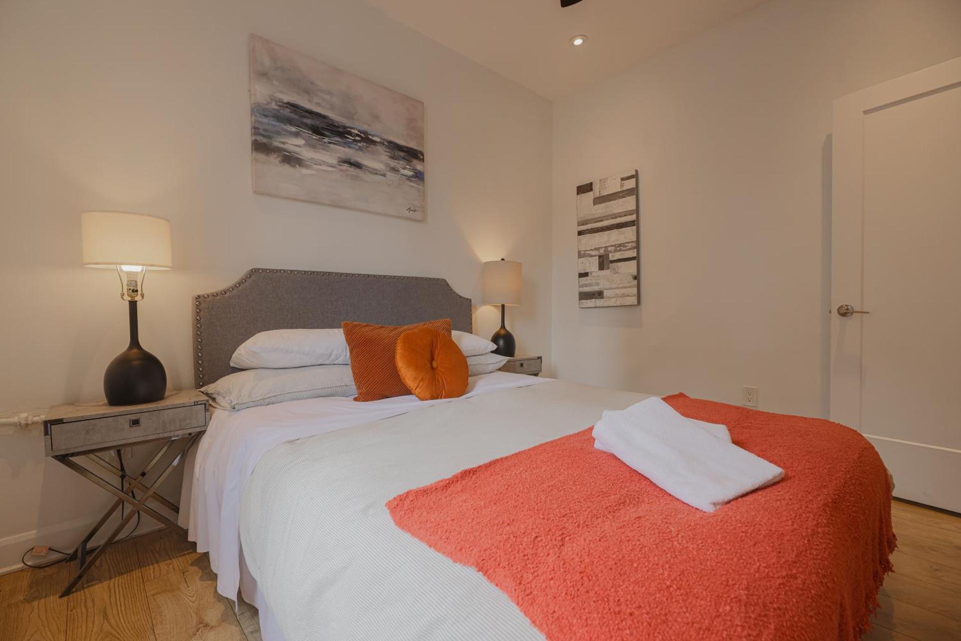 Saint Laurent St Hotel