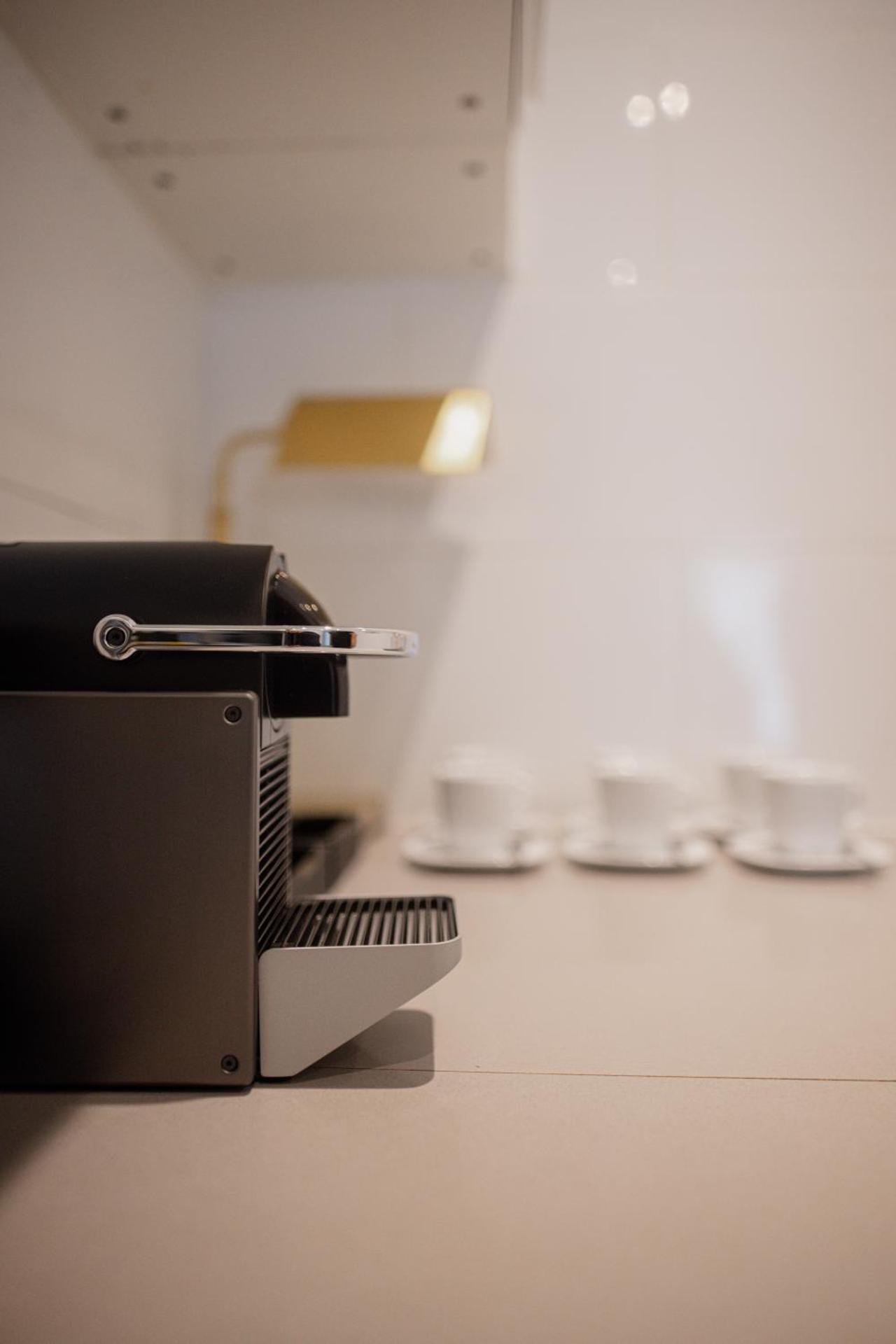 Saint Laurent St Hotel