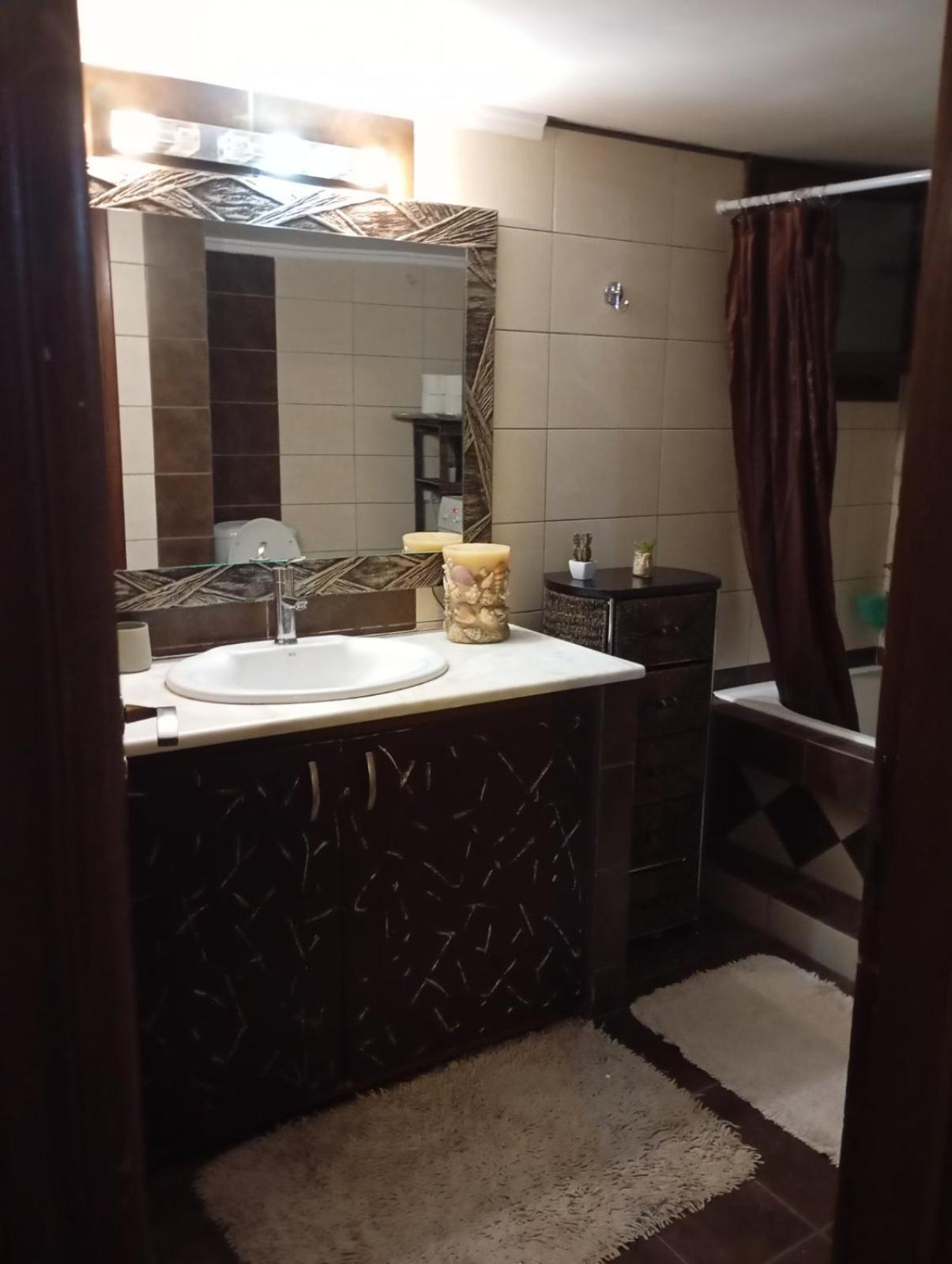 Αρχωντικα στην Τρiχονιδα