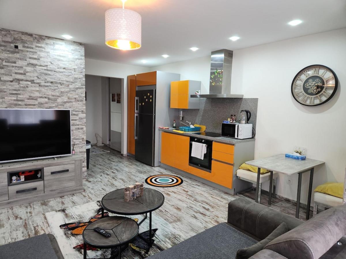 New build flat - Walking distance from Brussels Airport