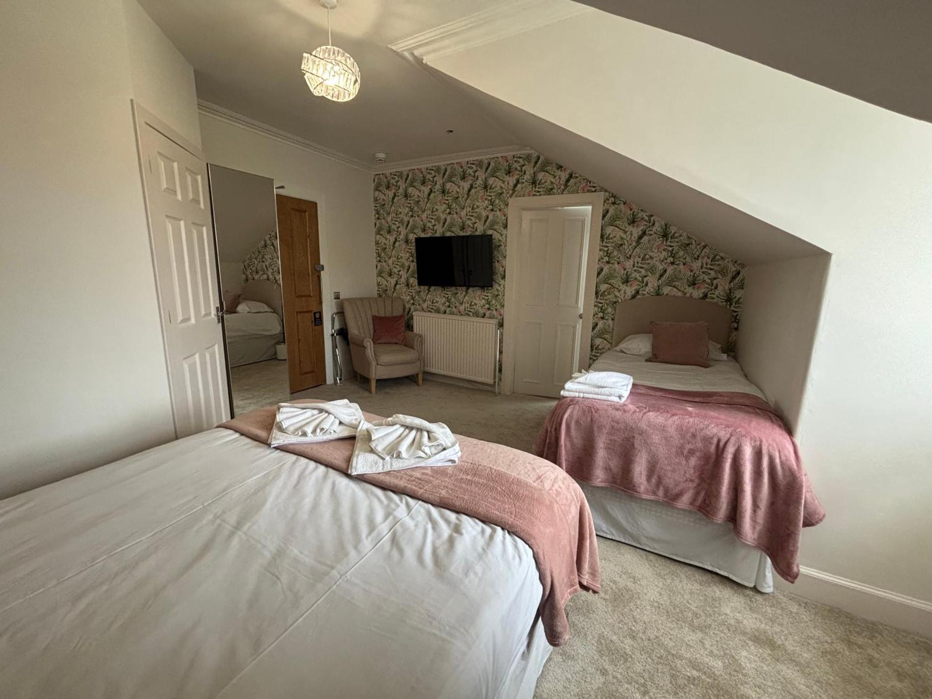 Triple Room with Bathroom