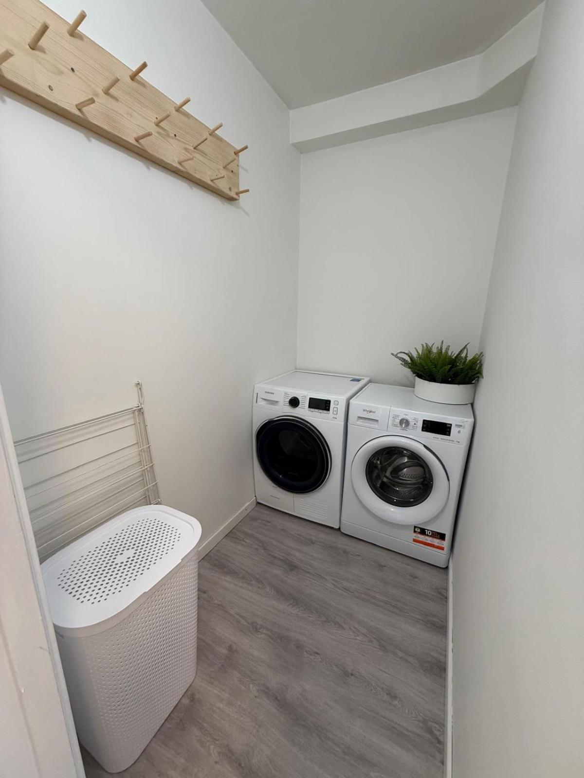 Spacious apartment near the subway