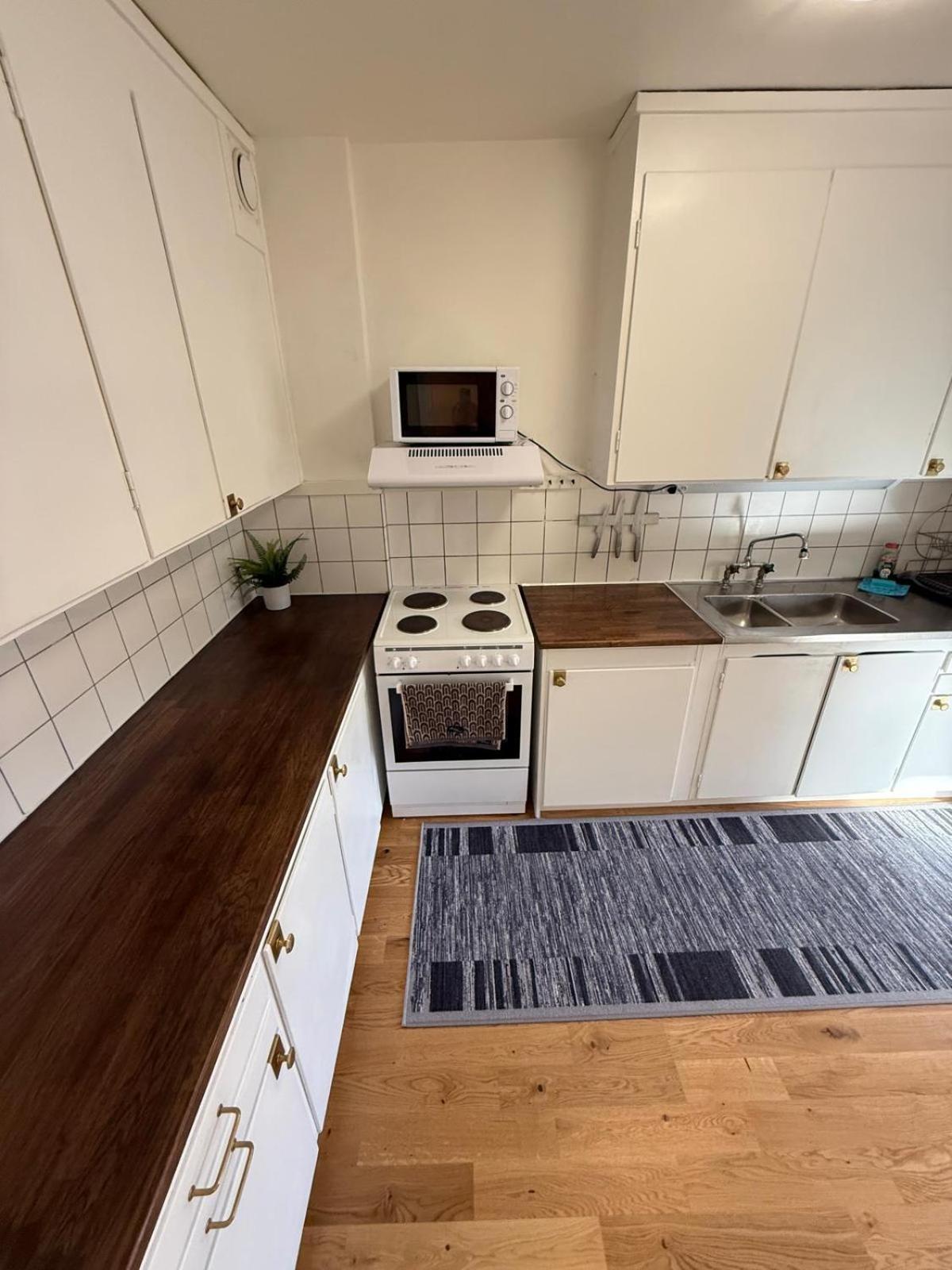 Spacious apartment near the subway