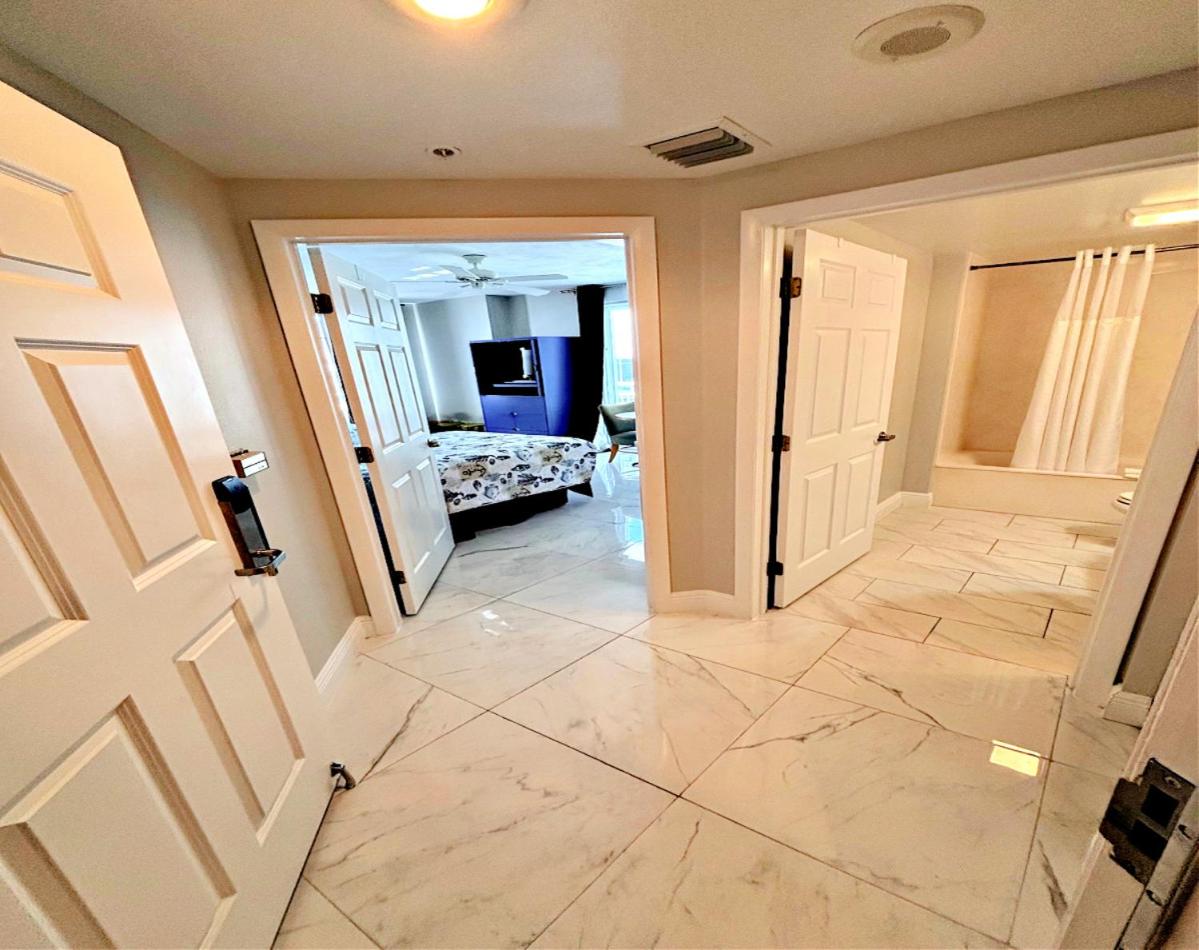 14th Floor 2 BR Resort Condo Direct Oceanfront Wyndham Ocean Walk Resort Daytona Beach 1401