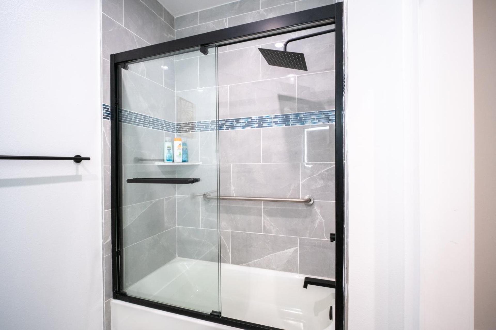 Stylish Private Room by Downtown LA