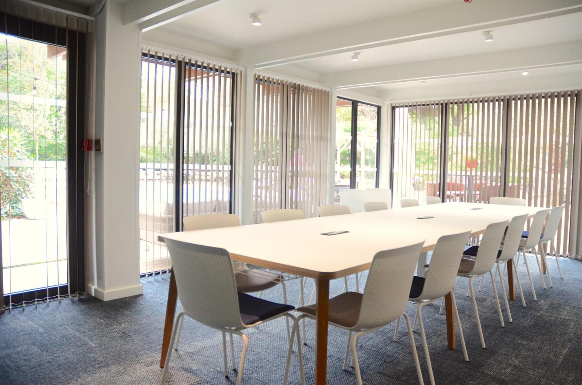 Meeting/conference room