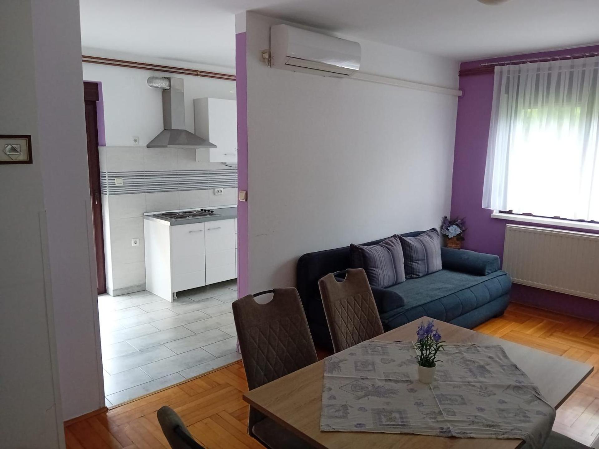 Apartments & Rooms 4 rijeke