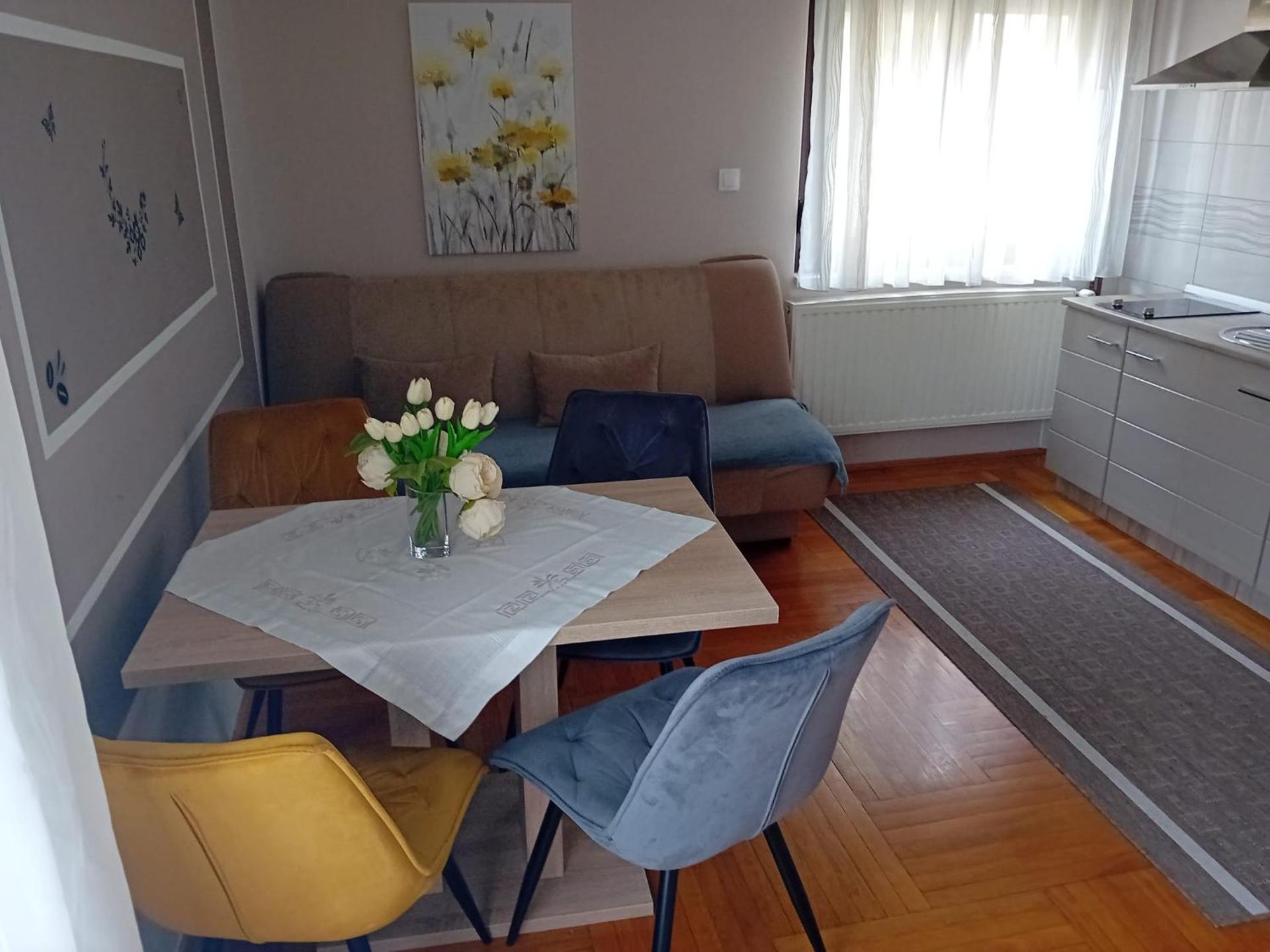 Apartments & Rooms 4 rijeke