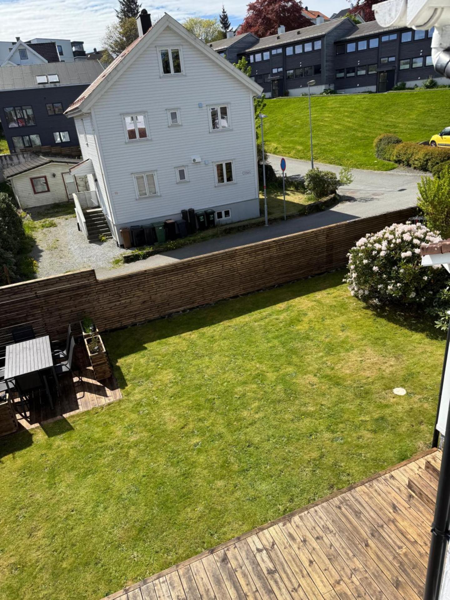 Central family twinhouse