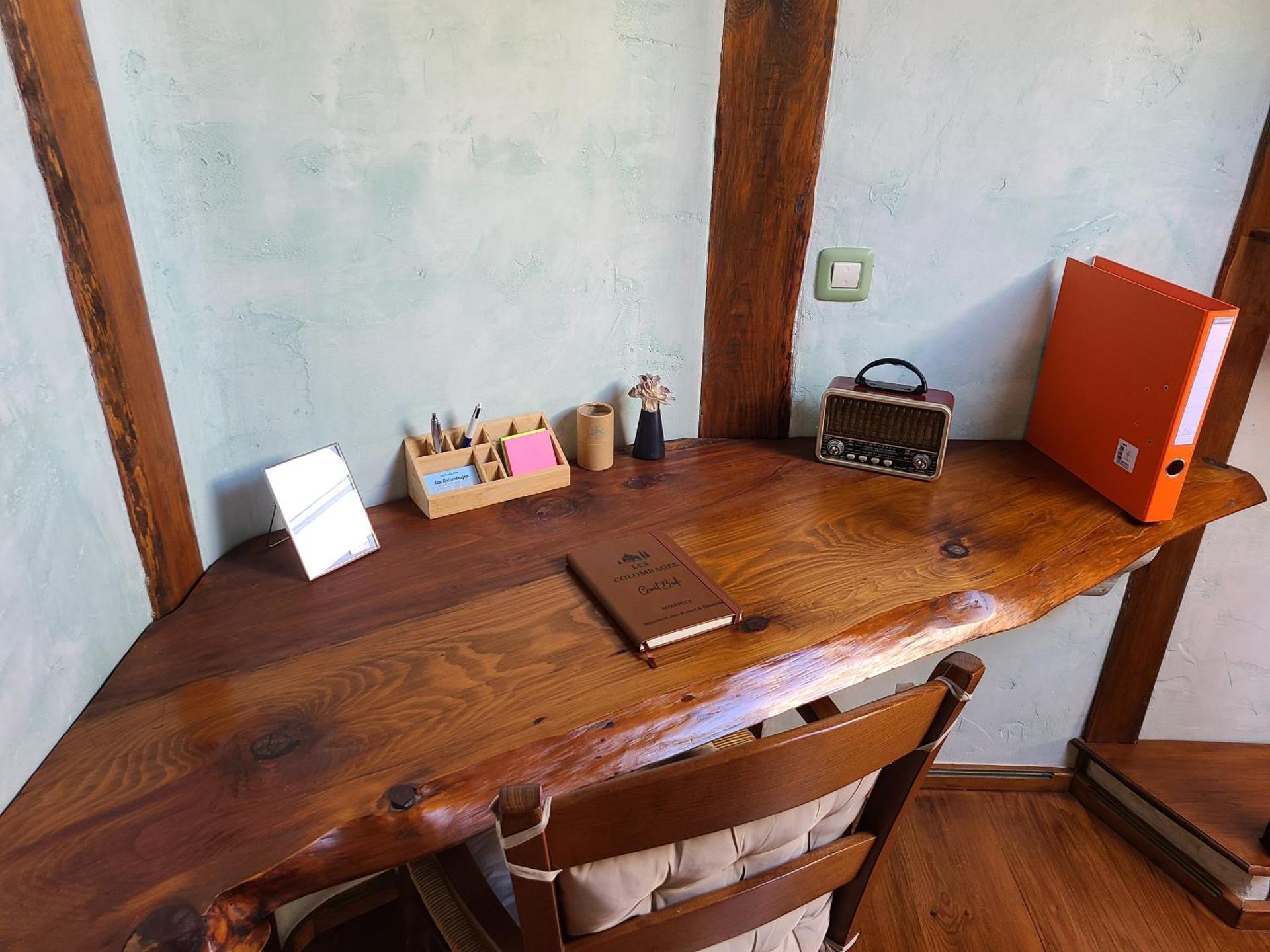 - - - - -Les Colombages - - - - Chambre d'hôtes-Gîte- Classement Gîte 3 étoiles