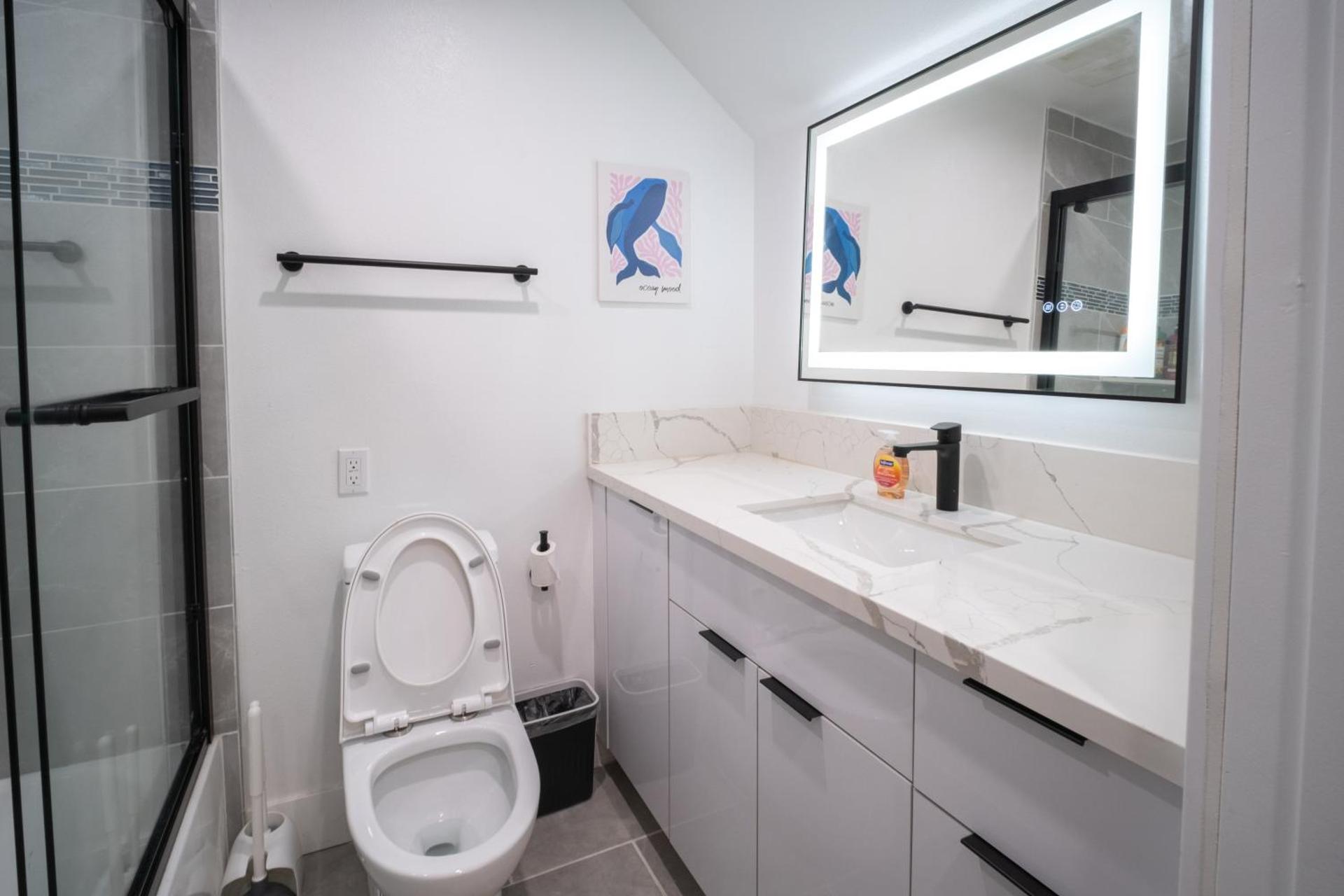 Stylish Private Room by Downtown LA