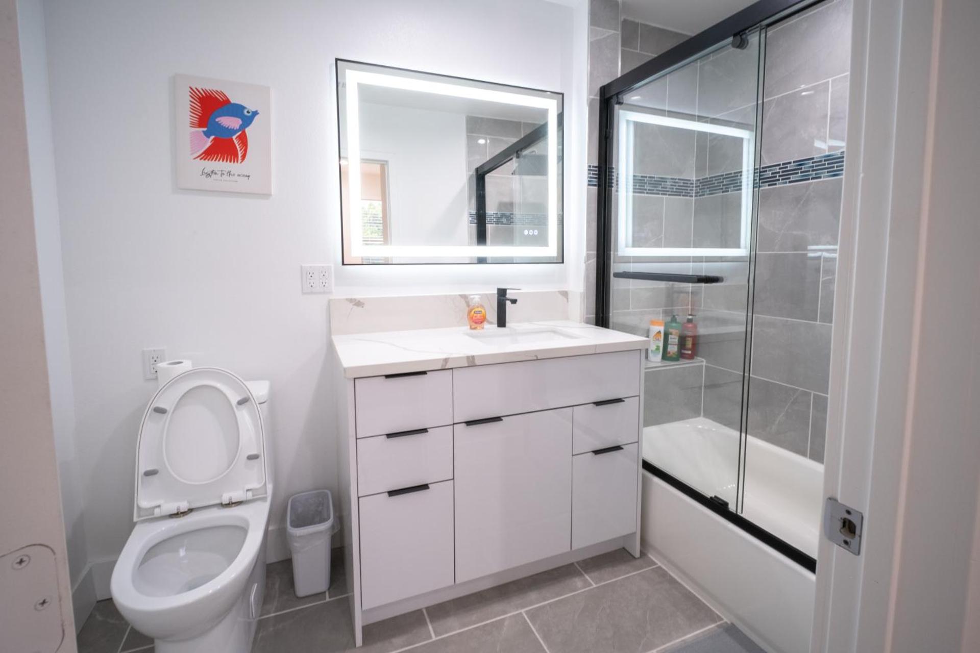 Stylish Private Room by Downtown LA