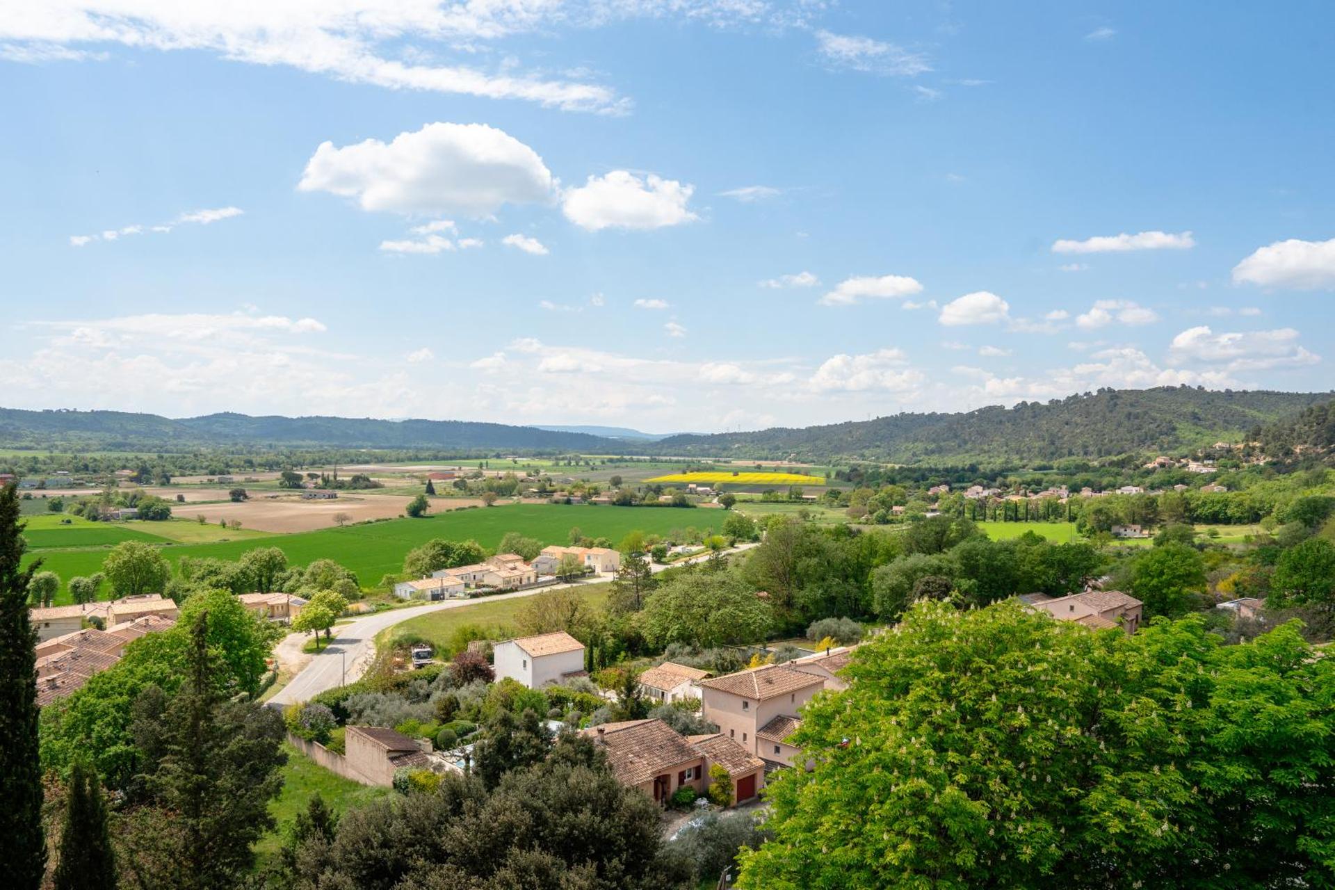 Lumineux studio-Gréoux-les-Bains