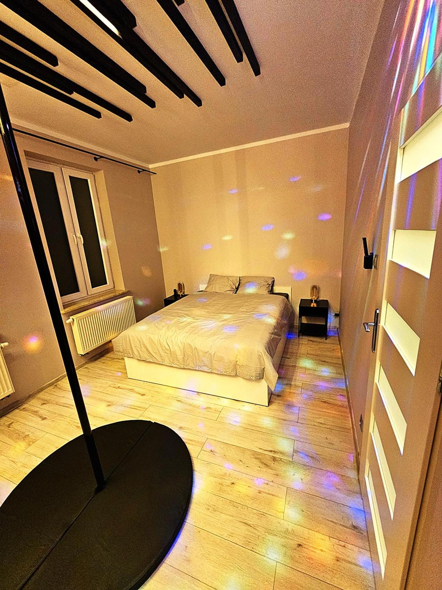 Dark Romance- Apartament BDSM Greya dla Zakochanych Par