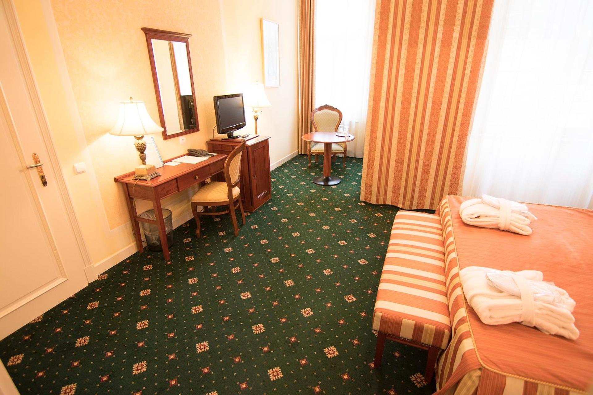 Double Room with Balcony