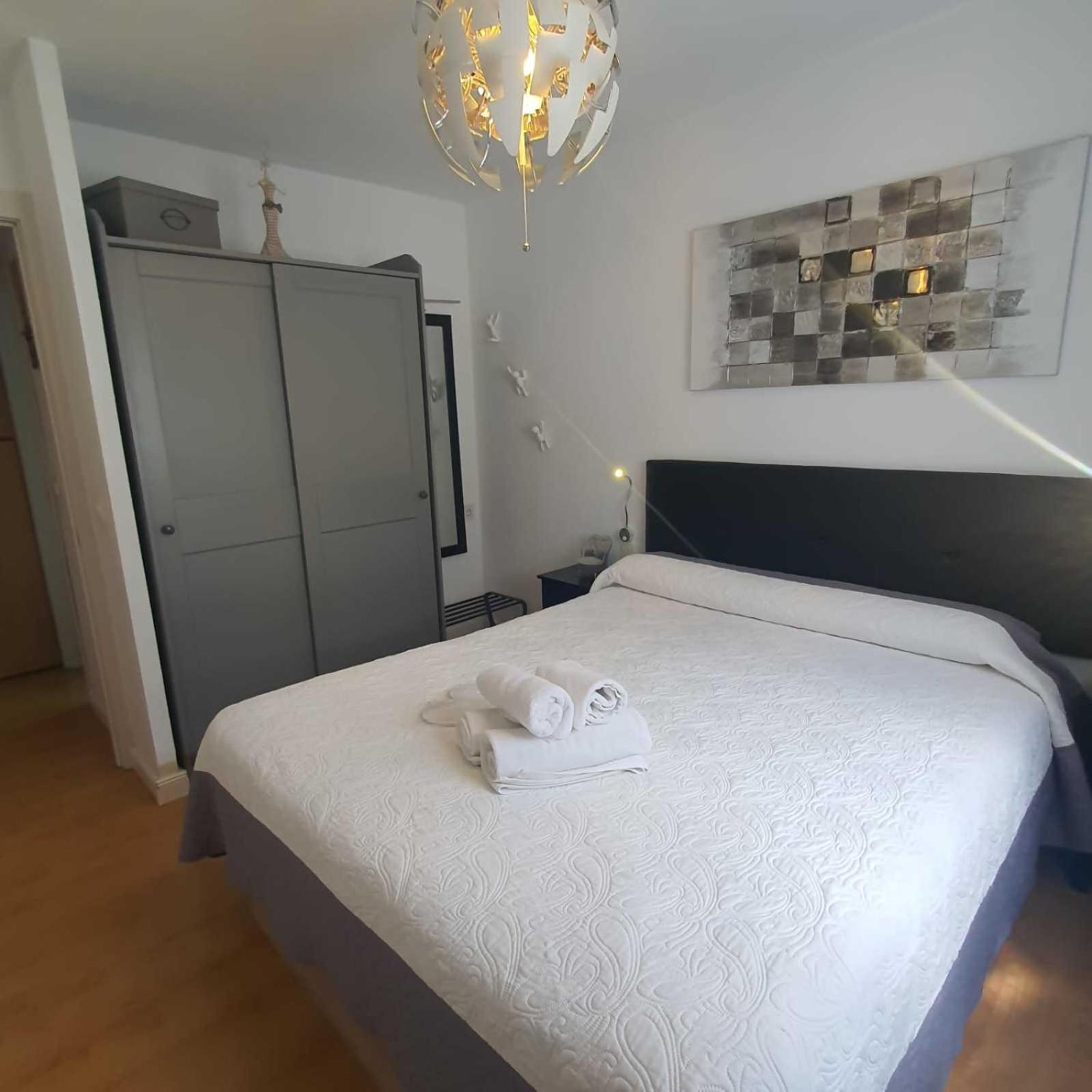 The family bienvenidos a Canfranc