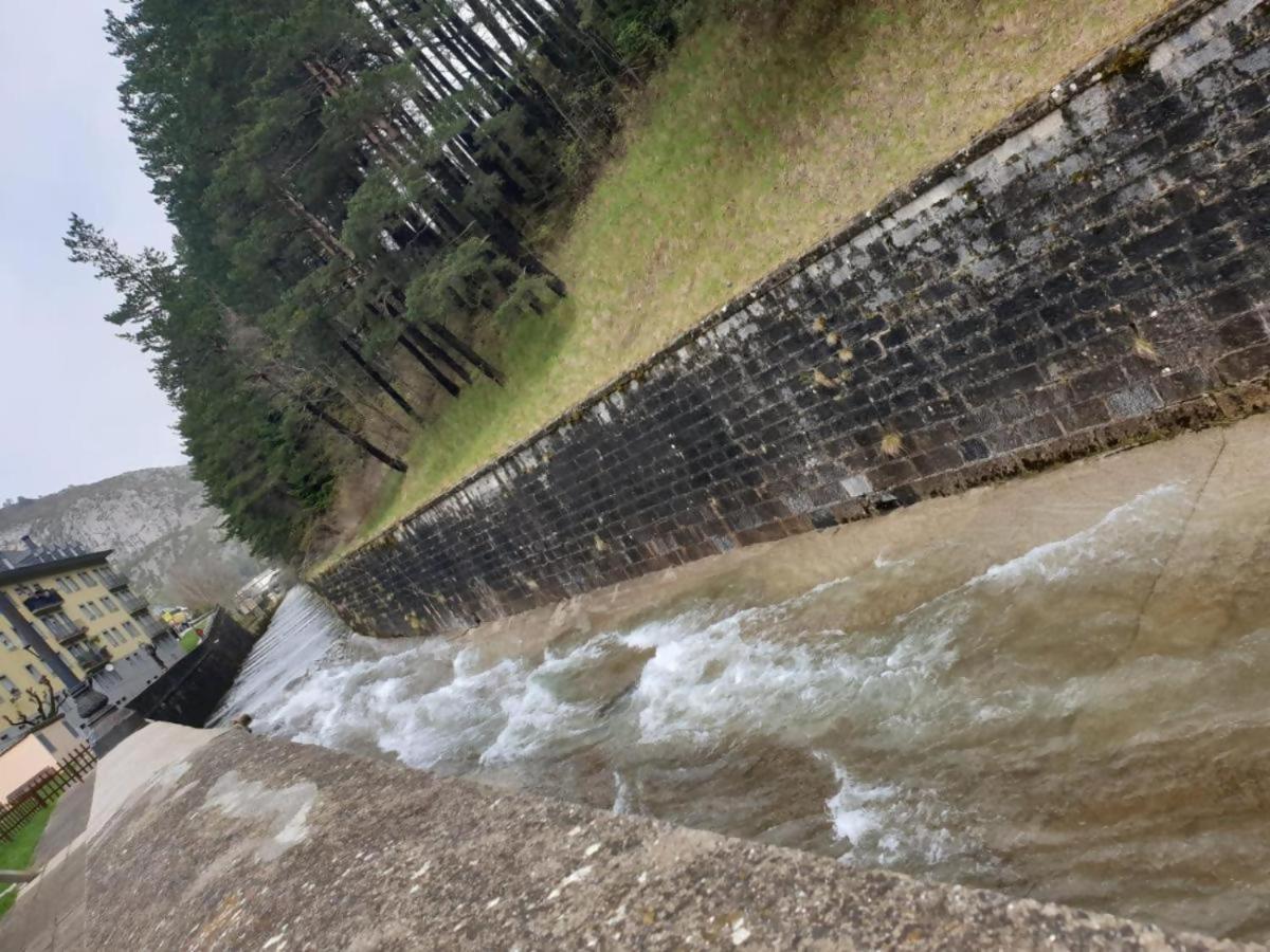 The family bienvenidos a Canfranc